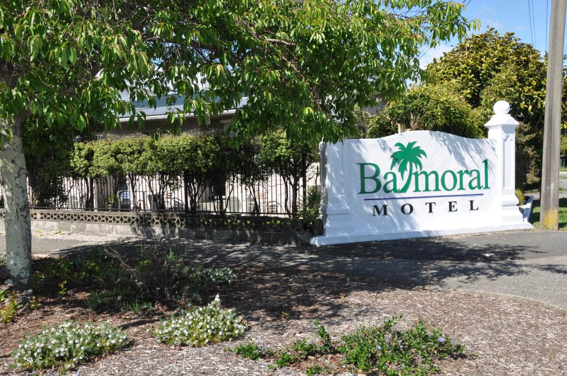 Balmoral Motel