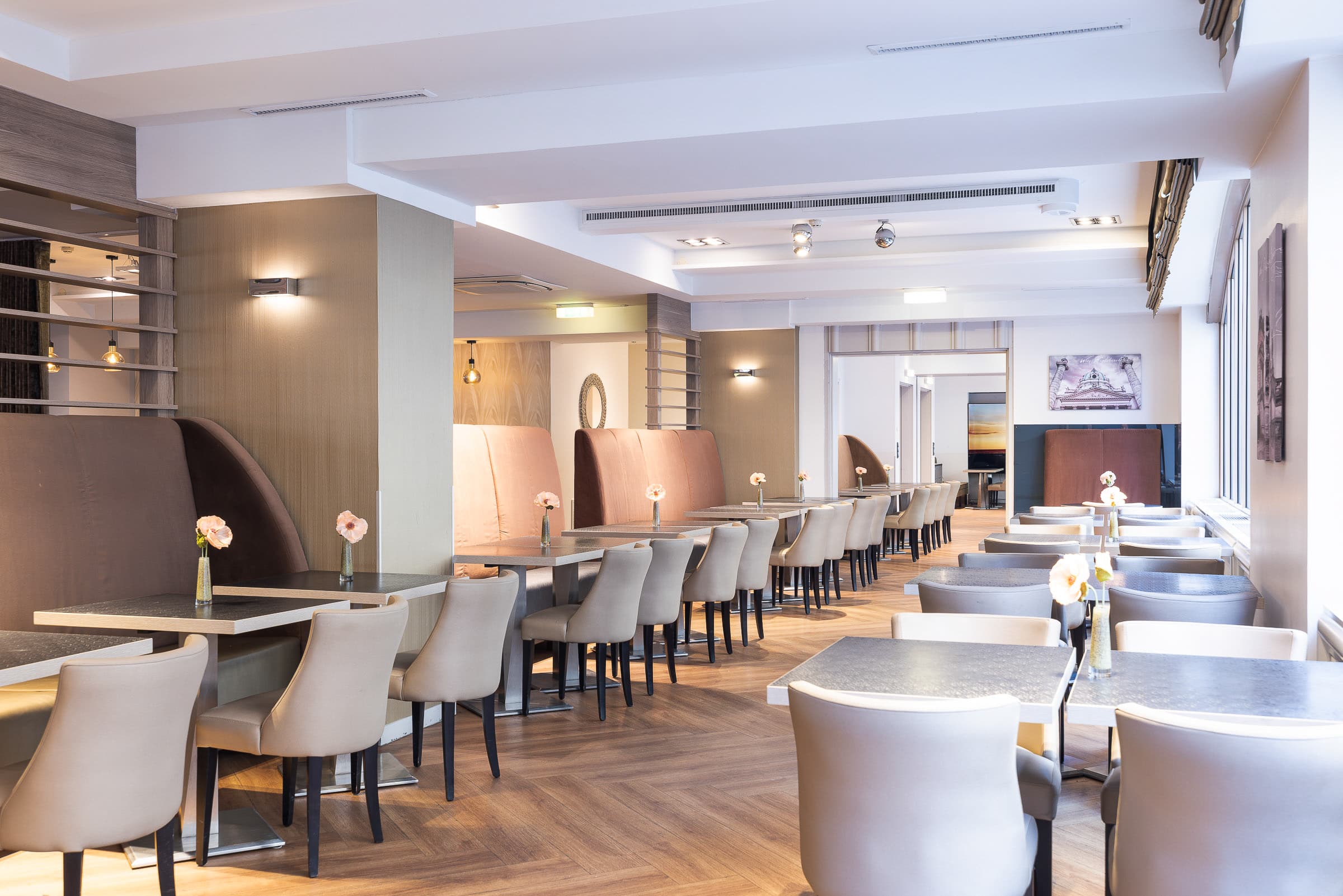 Leonardo Hotel Vienna Westbahnhof