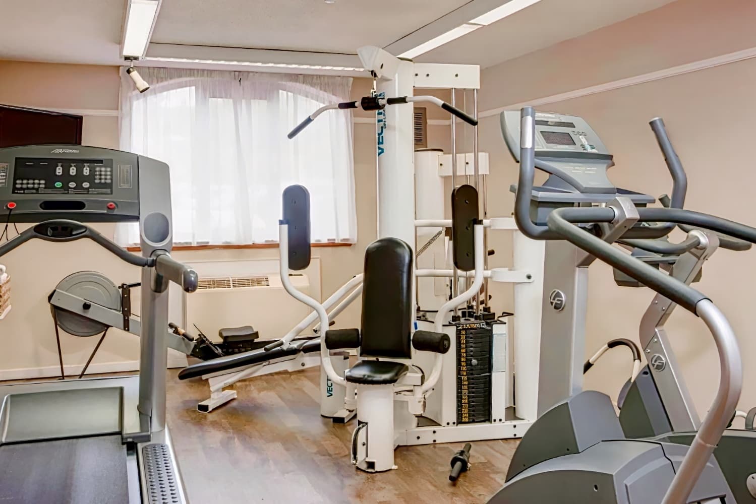 Holiday Inn Lincoln, an IHG Hotel