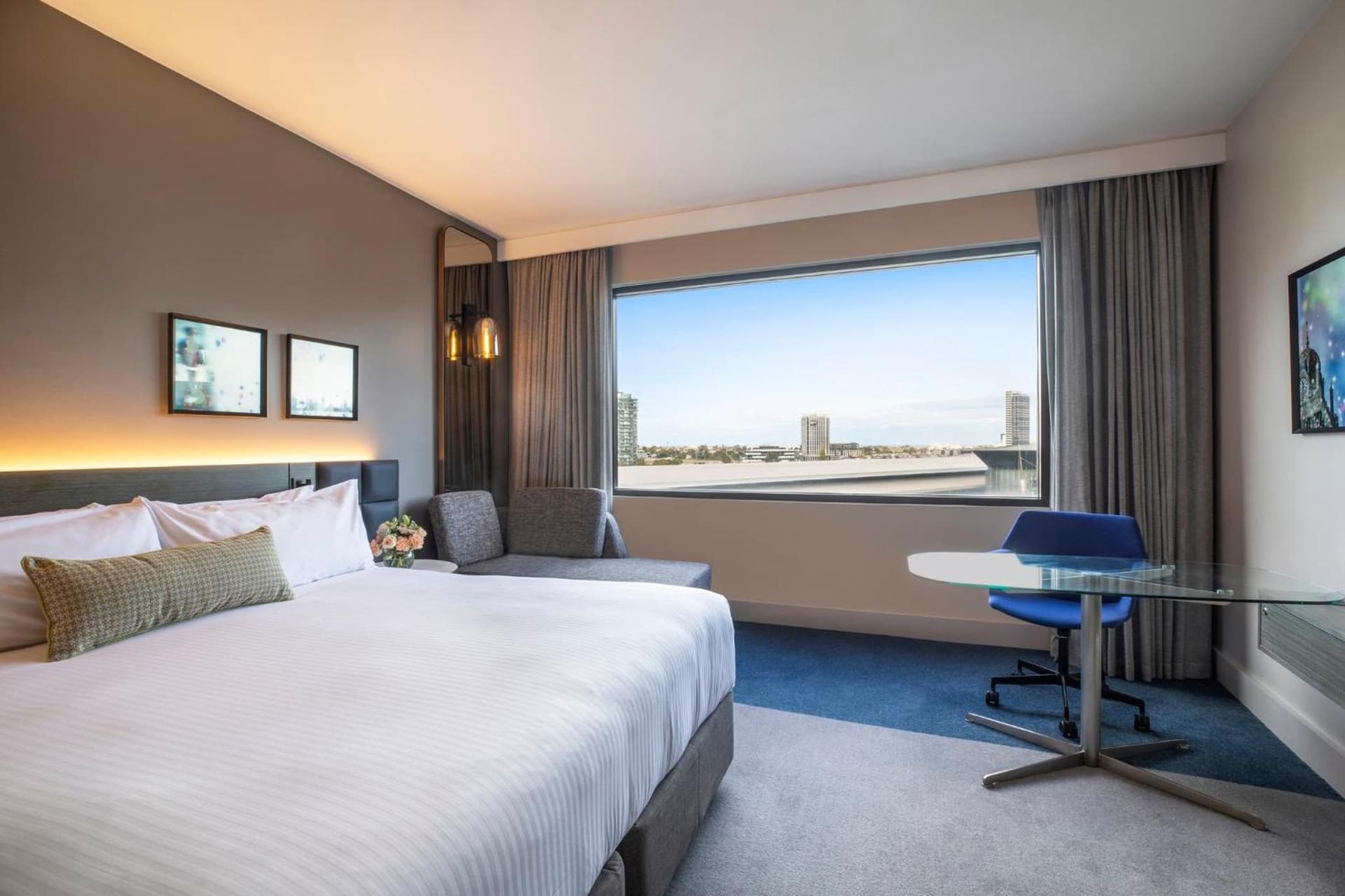 Crowne Plaza Melbourne, an IHG Hotel