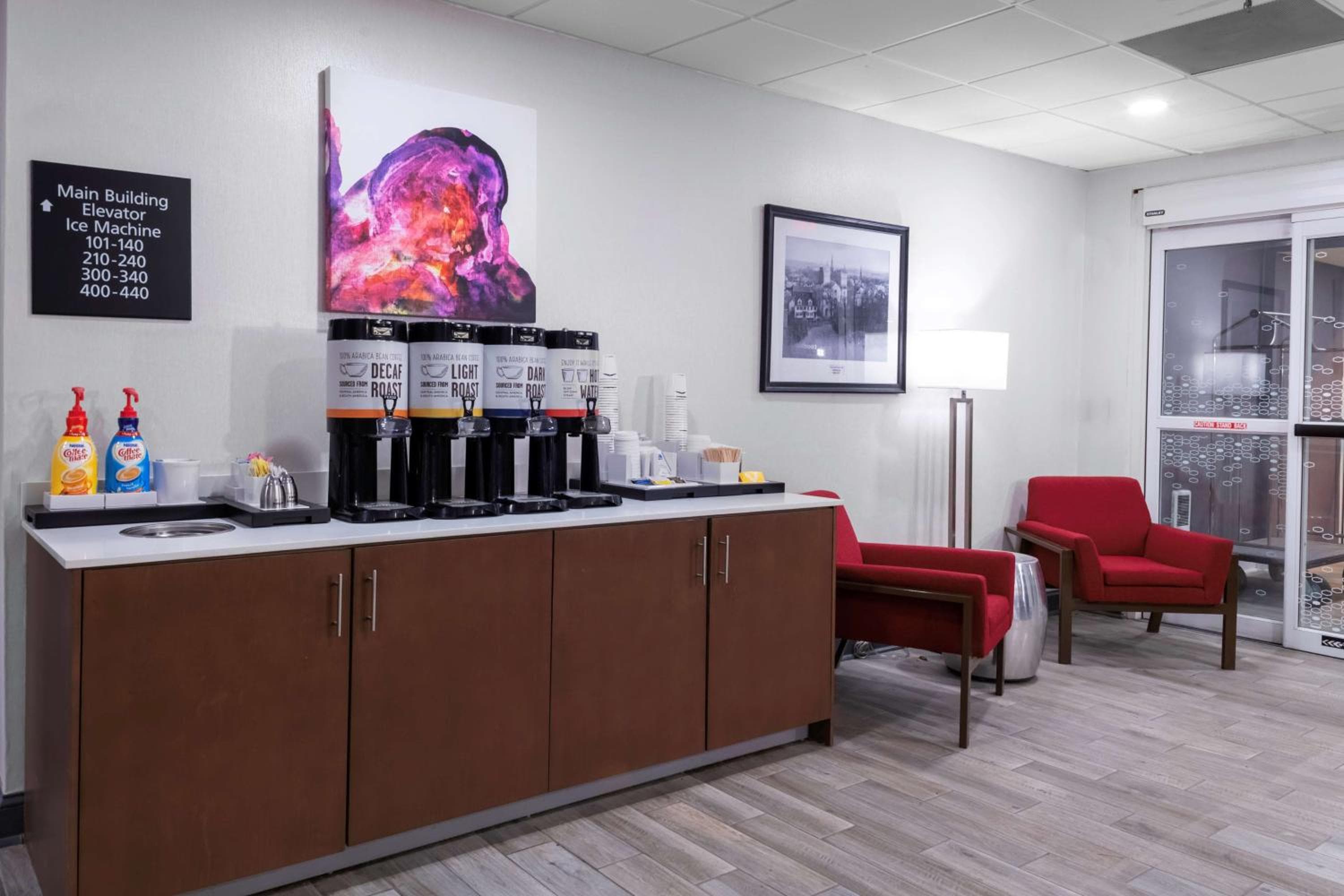 Hampton Inn by Hilton Concord/Bow