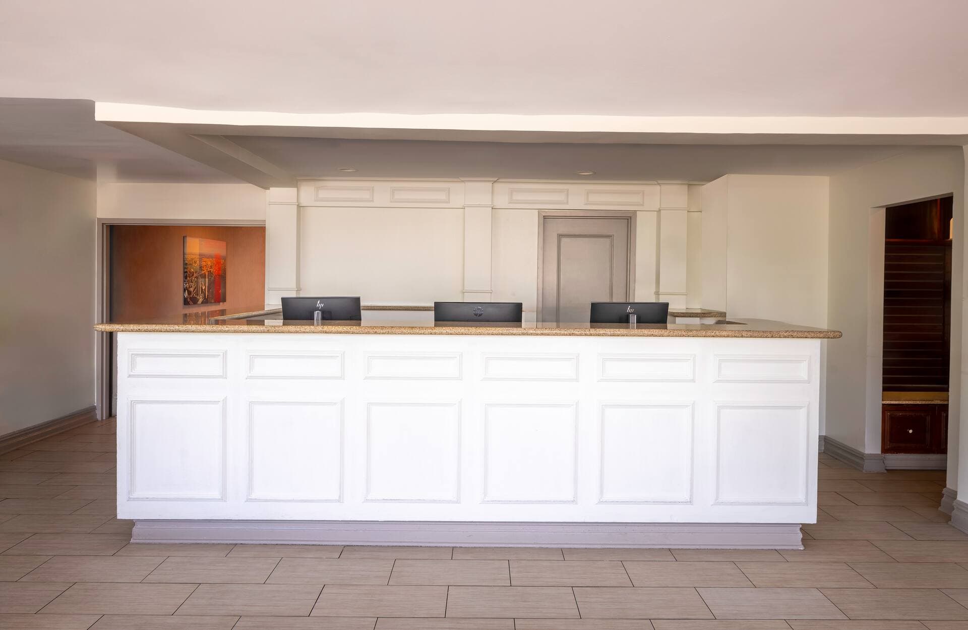 Hilton Garden Inn Queens / JFK Airport