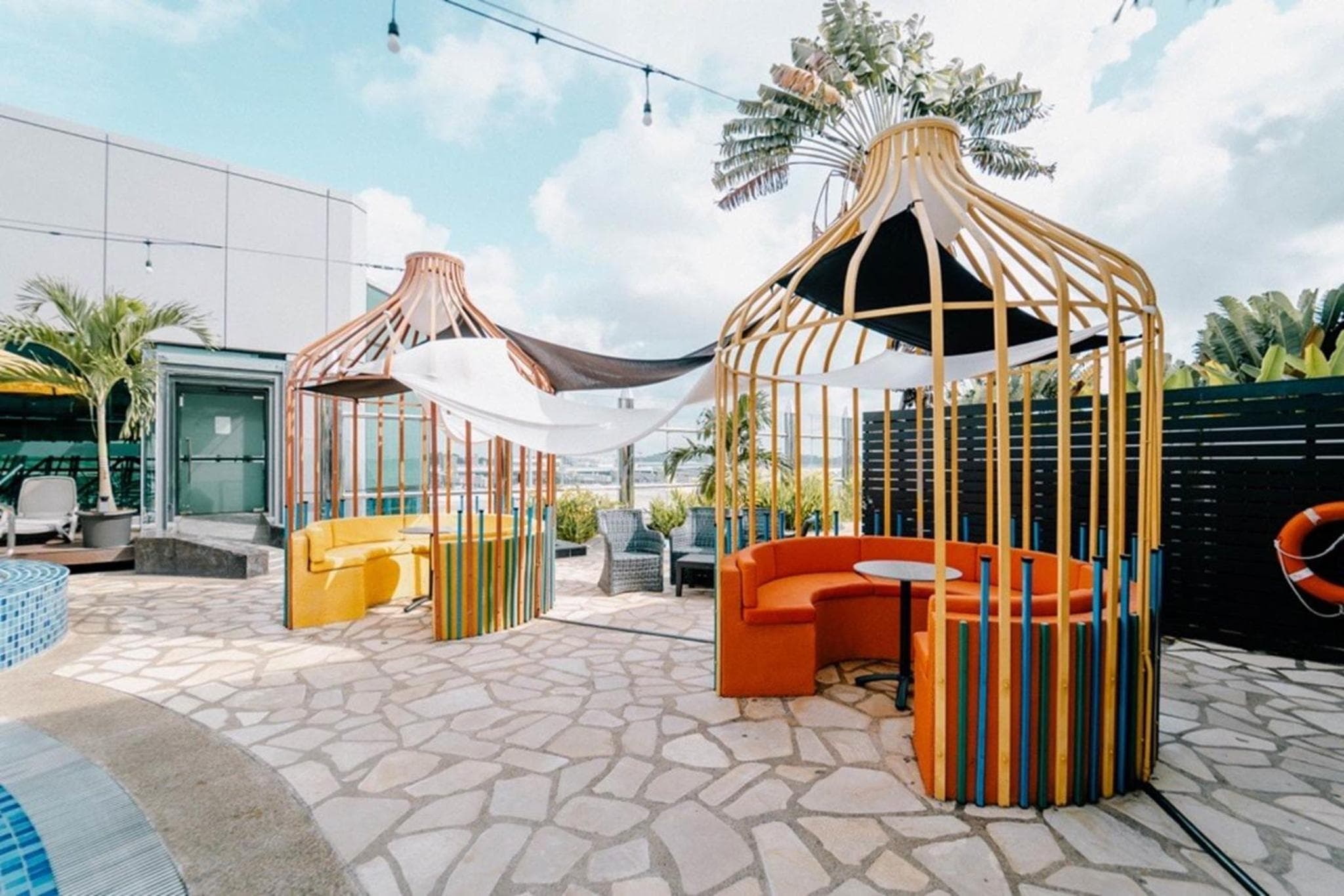 Aerotel Singapore - Transit Hotel in Terminal 1 (Airside, restricted area)