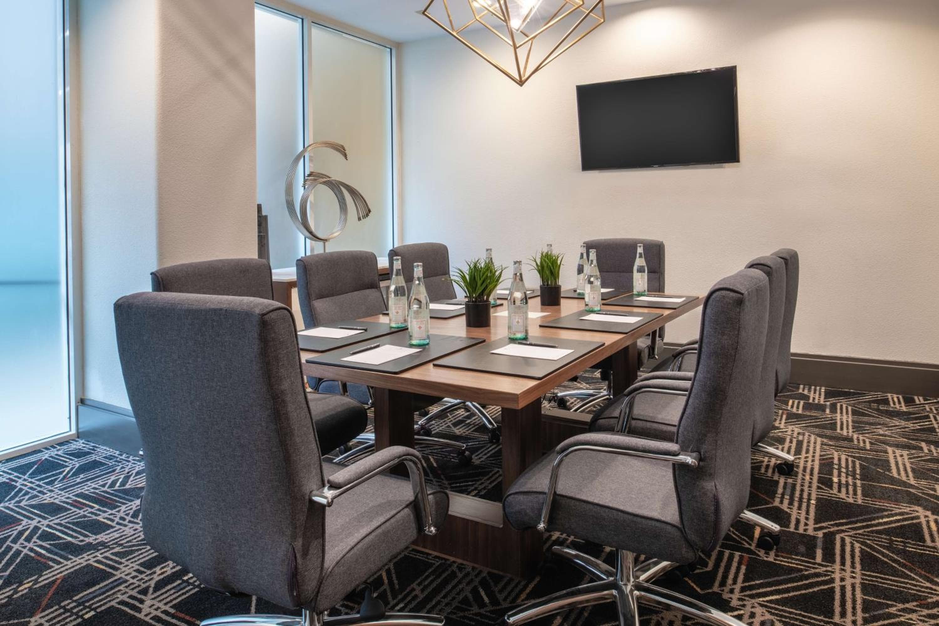 Embassy Suites by Hilton San Francisco Airport