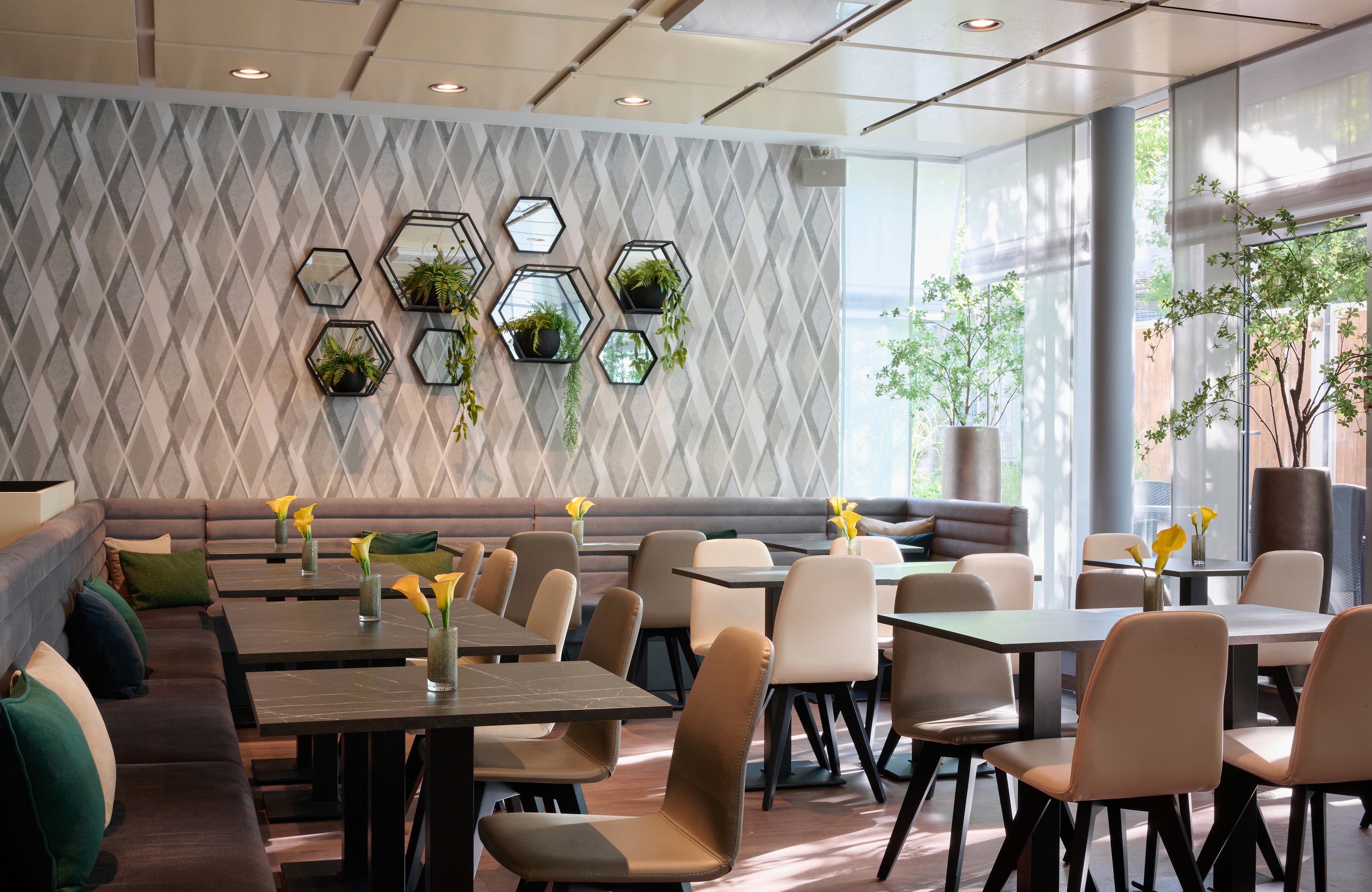 Leonardo Hotel & Residenz München