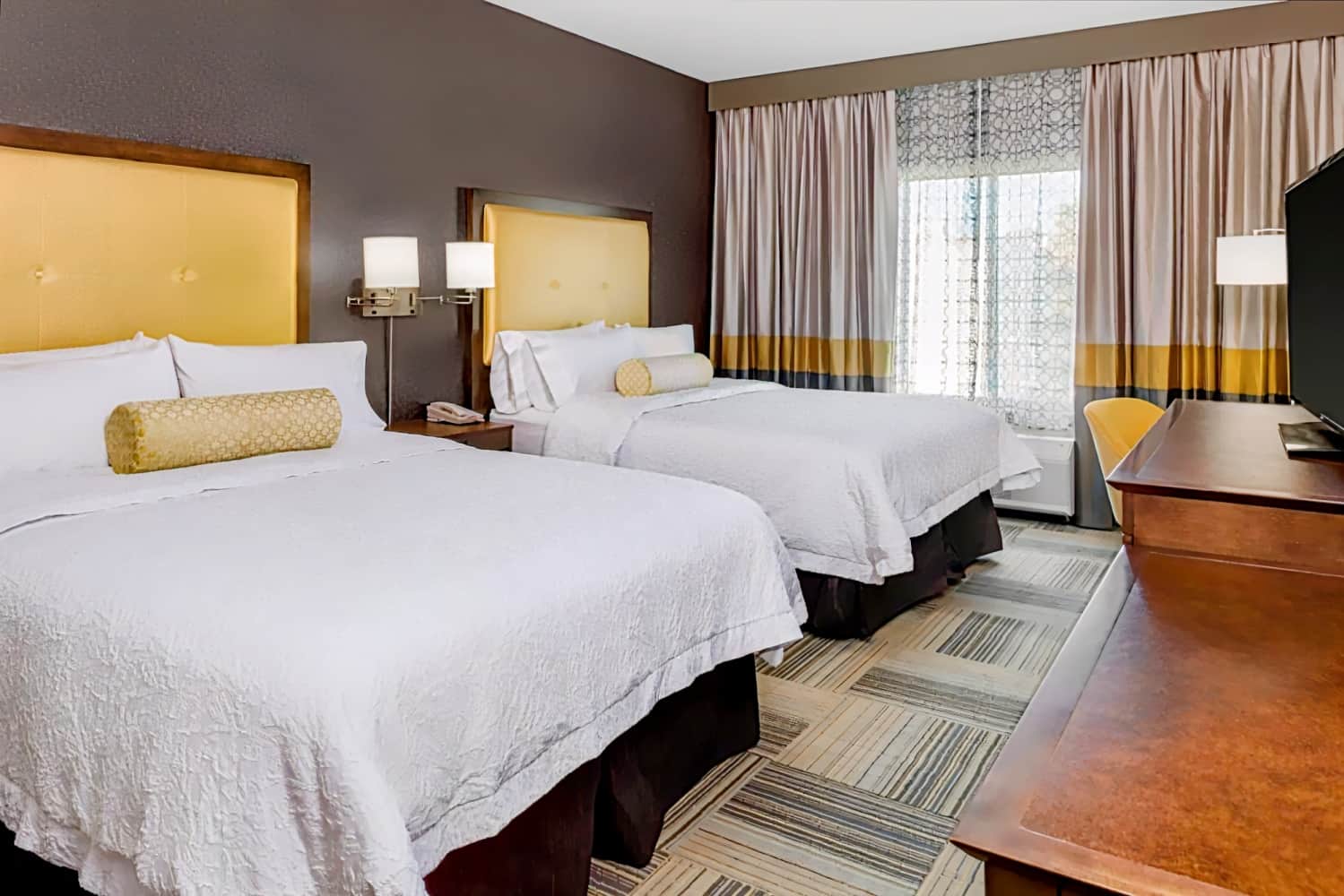 Hampton Inn & Suites Los Angeles/Hollywood