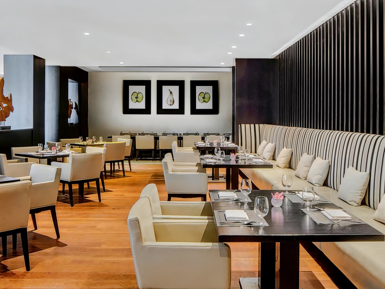 Pullman Dubai Creek City Centre