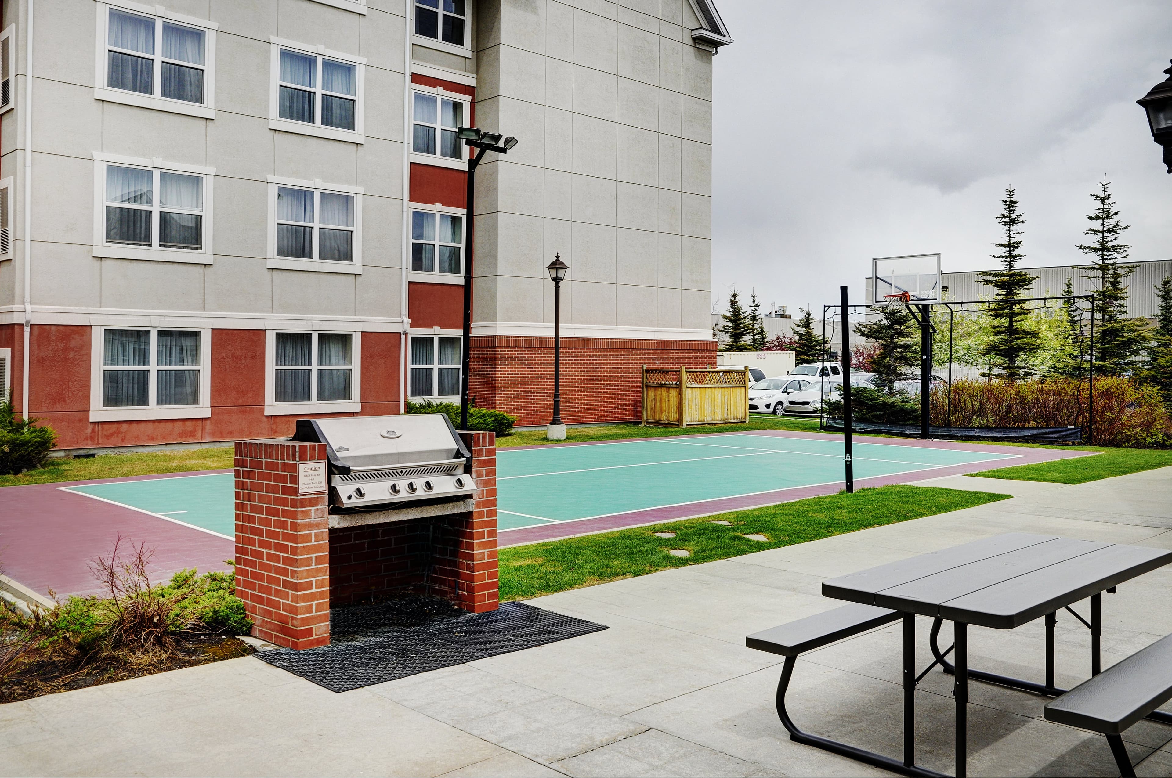 Lakeview Signature Inn Calgary Airport