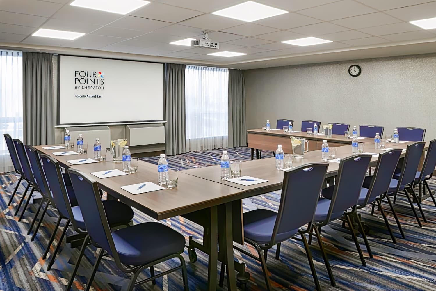 Four Points by Sheraton Toronto Airport East