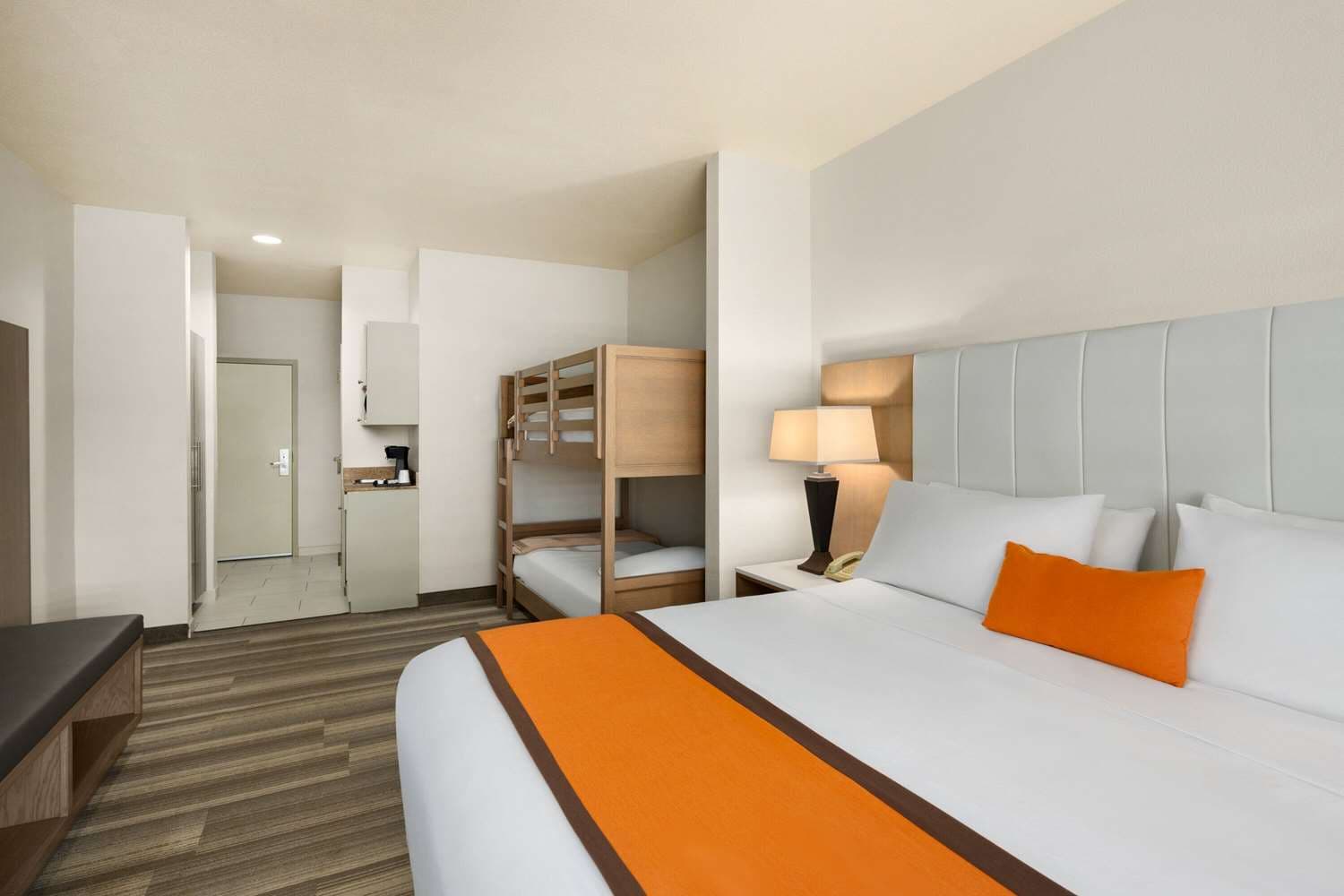 Hotel Marguerite South Anaheim - Garden Grove, Trademark Collection by Wyndham