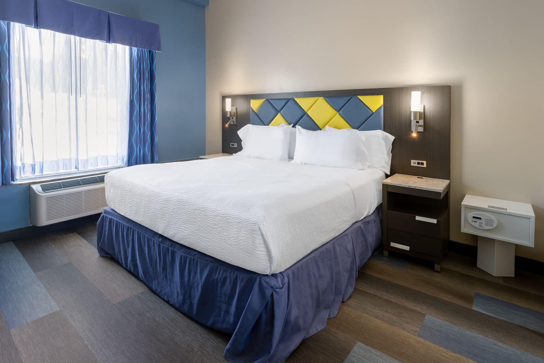 Days Hotel by Wyndham North Bergen /NYC Area