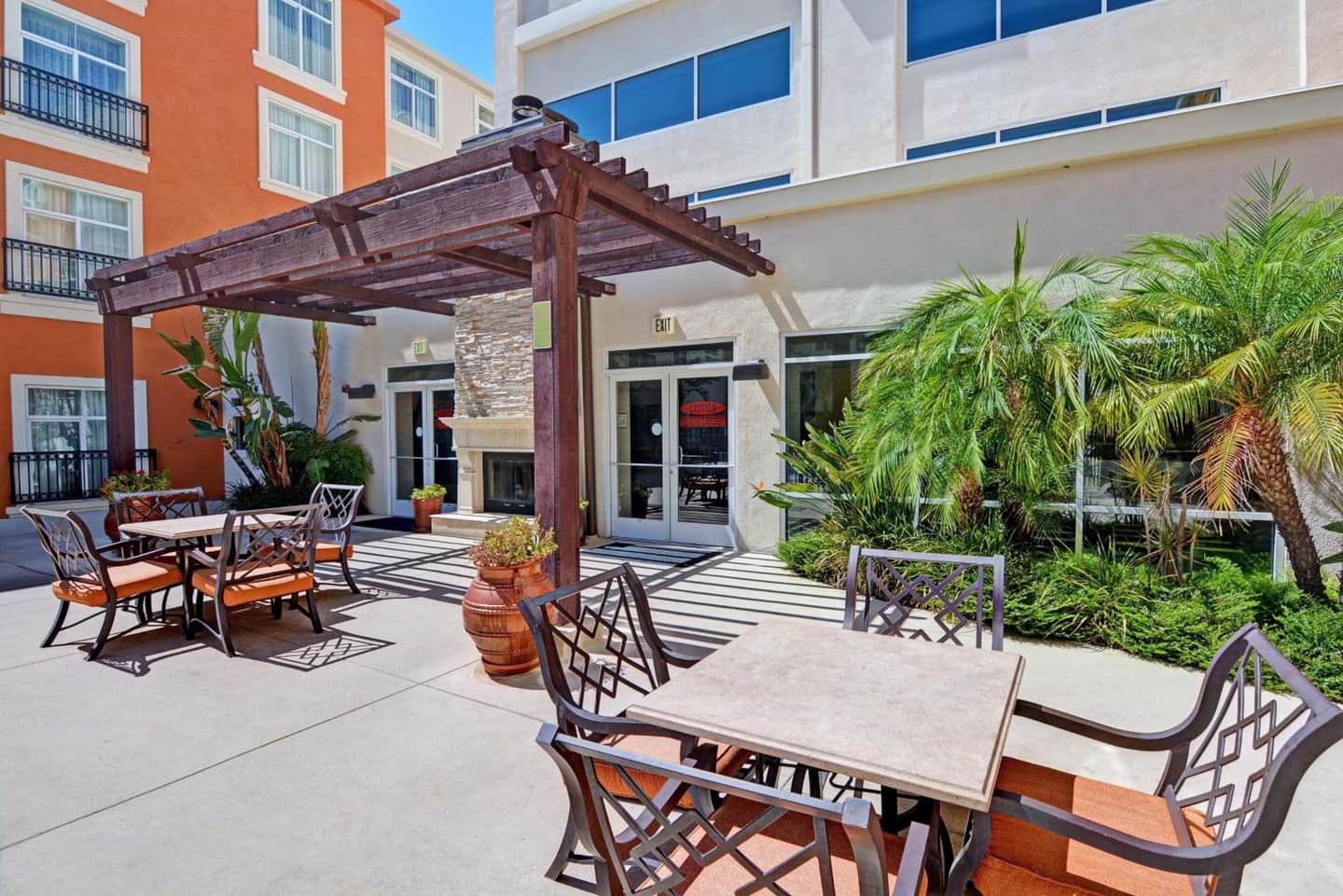 Embassy Suites by Hilton Valencia