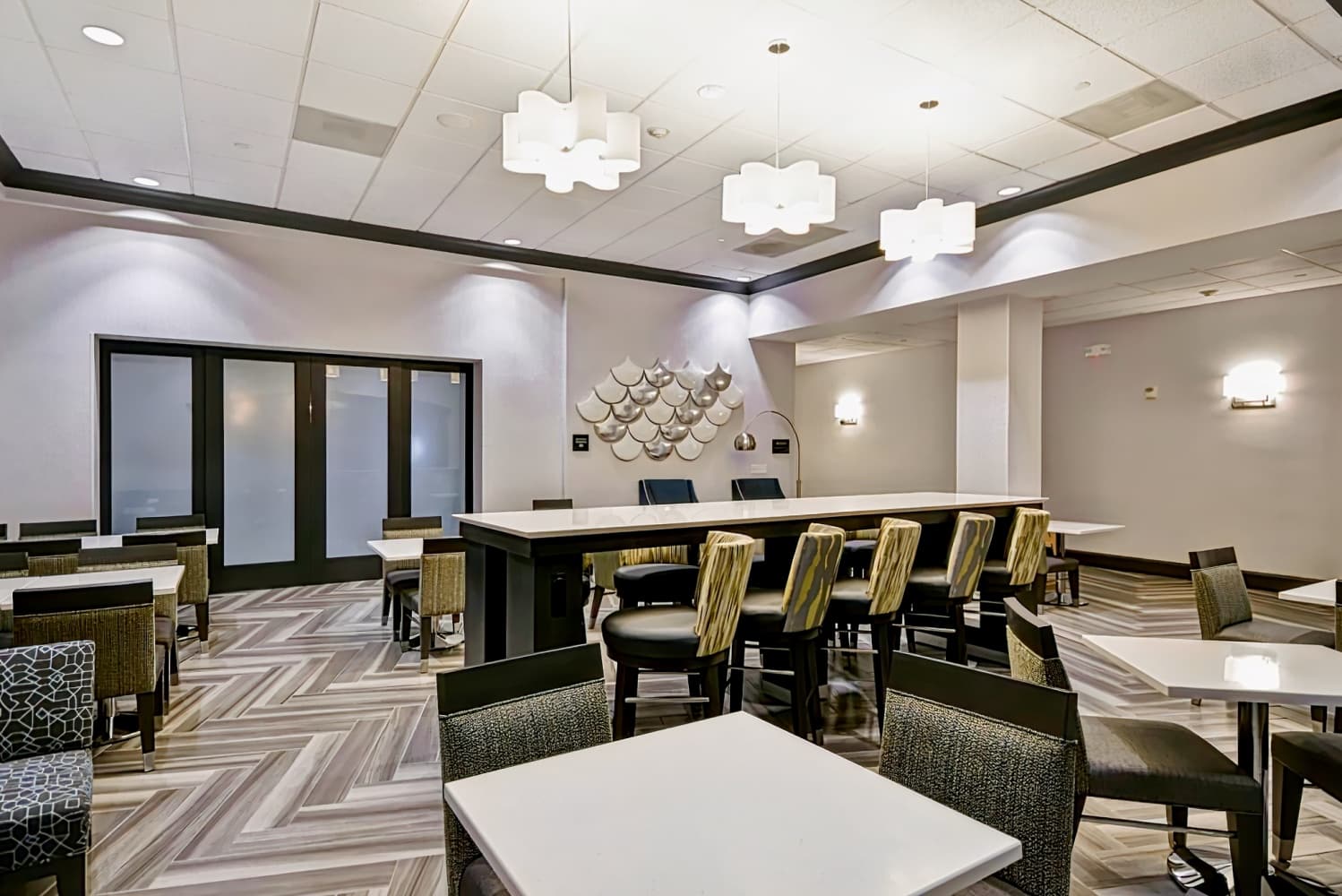 Hampton Inn & Suites Los Angeles Burbank Airport