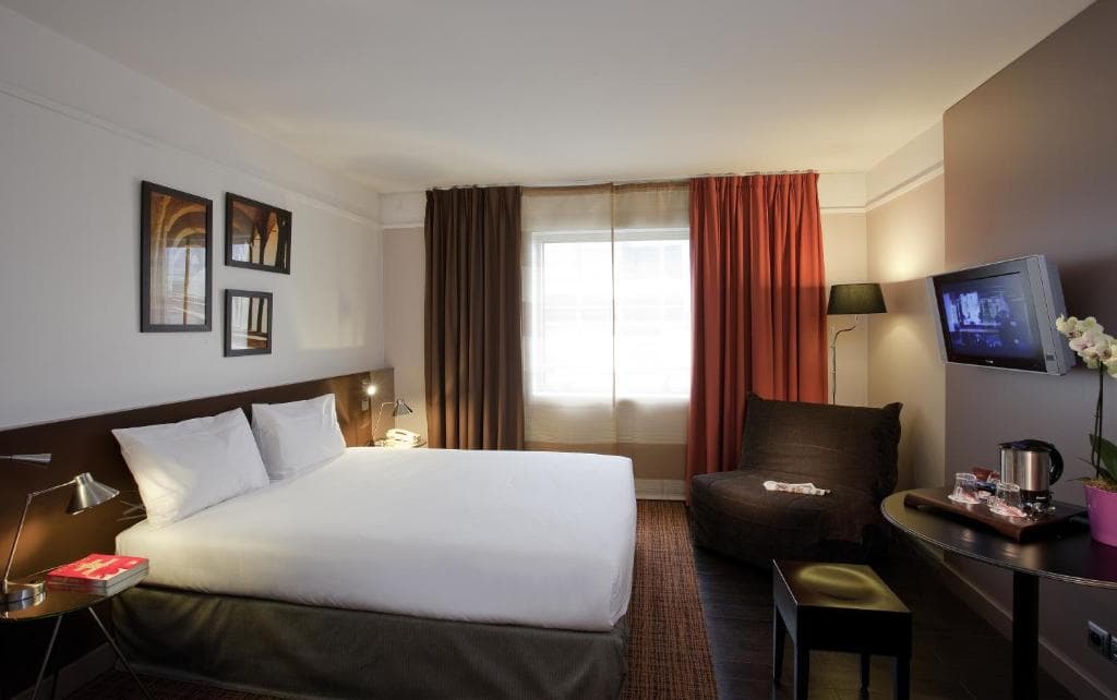 Résidence Mercure Paris La Défense Grande Arche