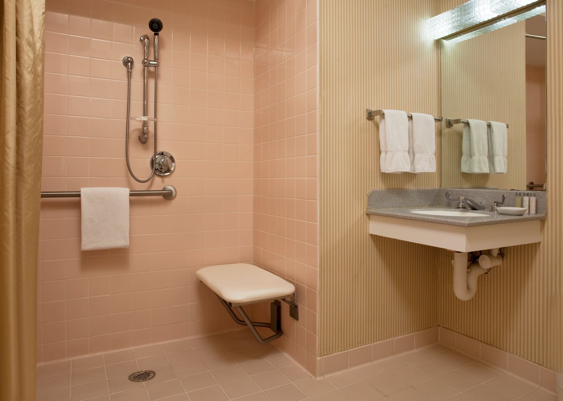 Crowne Plaza Manhattan Times Square by IHG