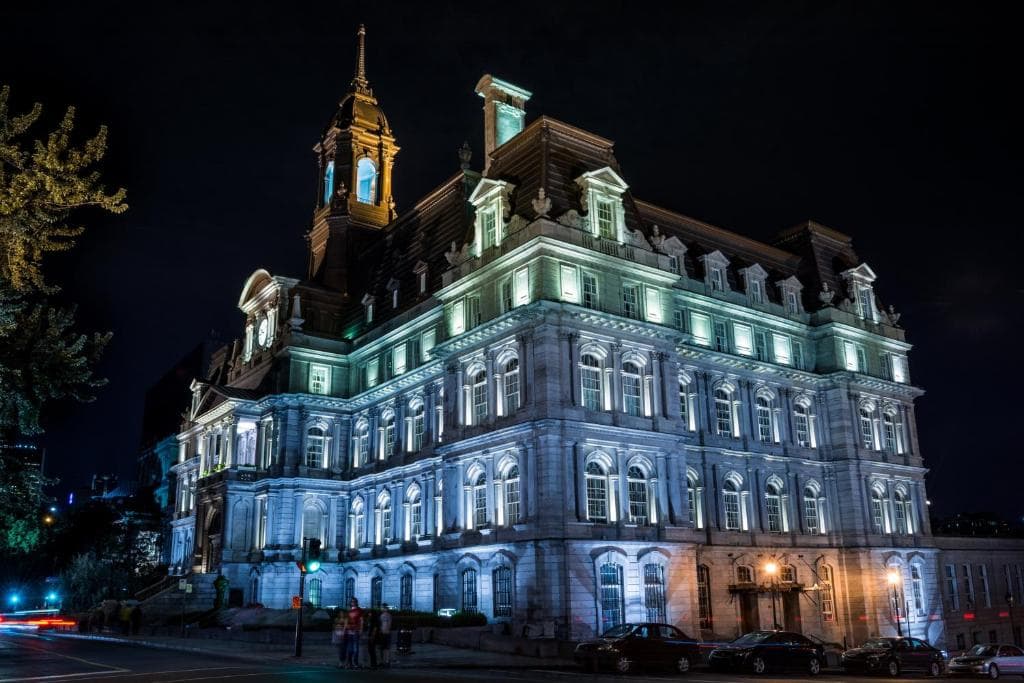 Holiday Inn Montreal Centre-Ville Downtown