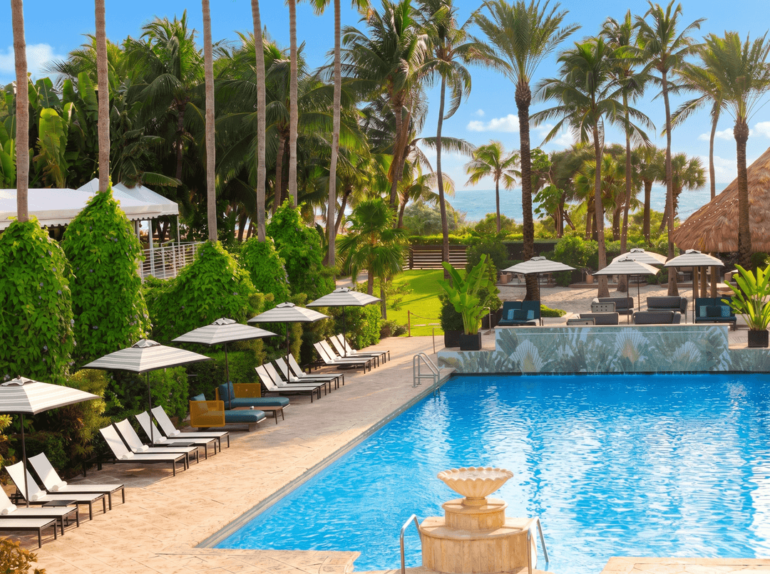Kimpton Surfcomber Hotel by IHG
