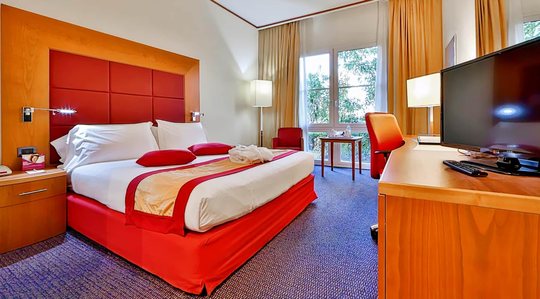 Crowne Plaza Venice East, an IHG Hotel