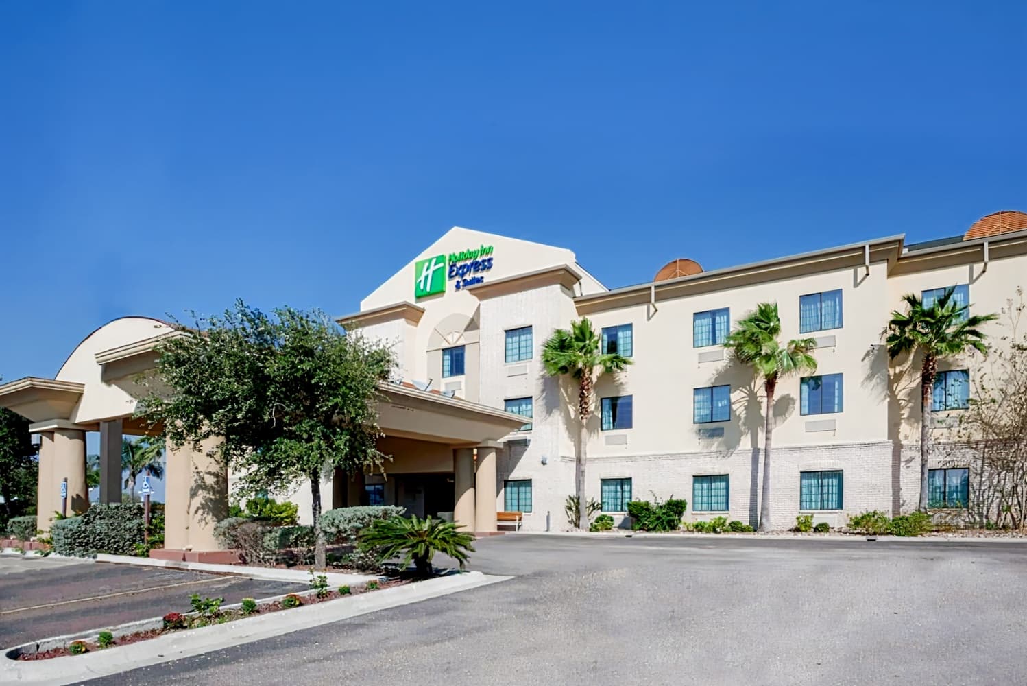 Holiday Inn Express & Suites Alice