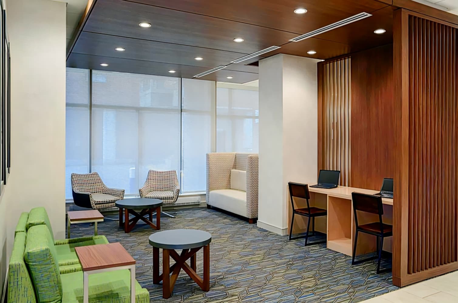 Holiday Inn Toronto Express Downtown