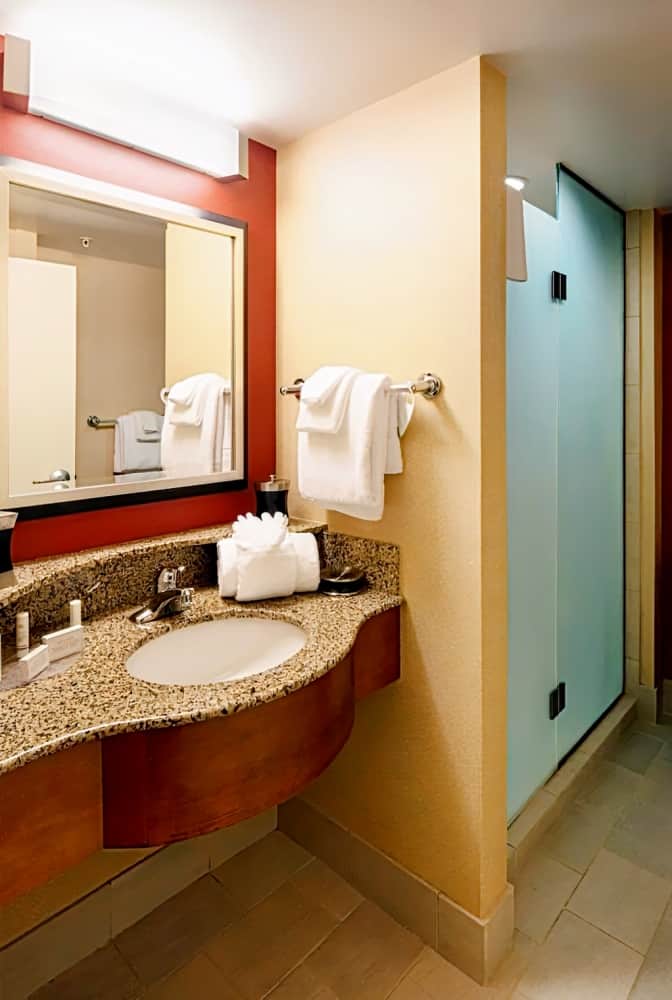 Courtyard by Marriott Canton