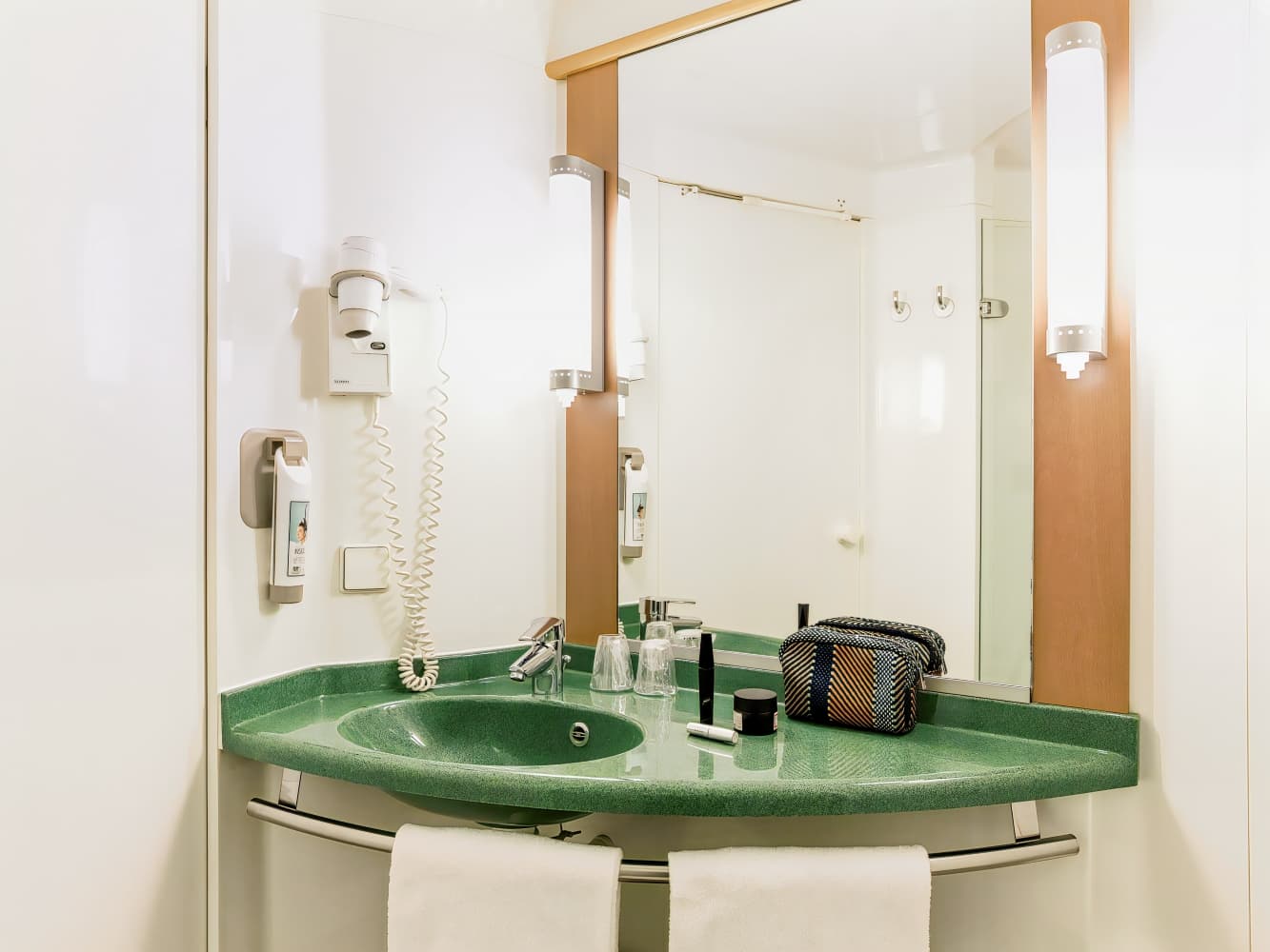 ibis Valencia Bonaire Aeropuerto