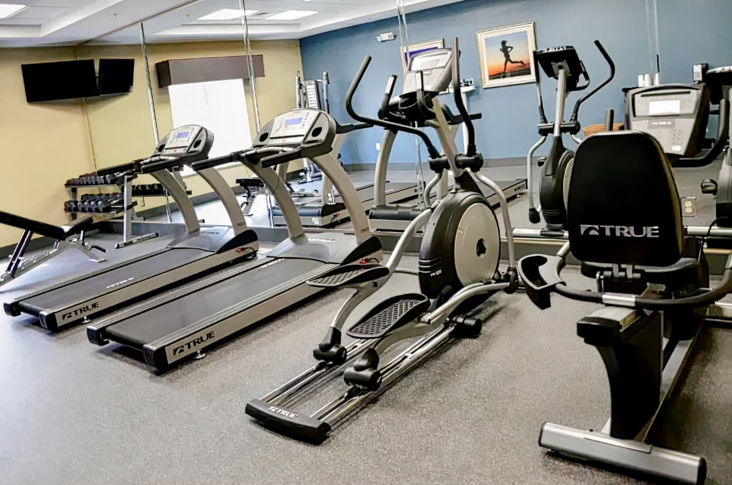 Holiday Inn Express Hotel & Suites Goldsboro - Base Area