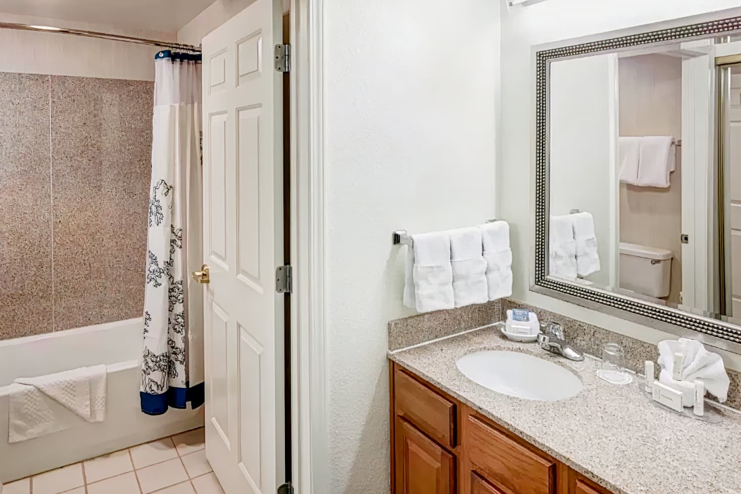 Residence Inn Kansas City Country Club Plaza