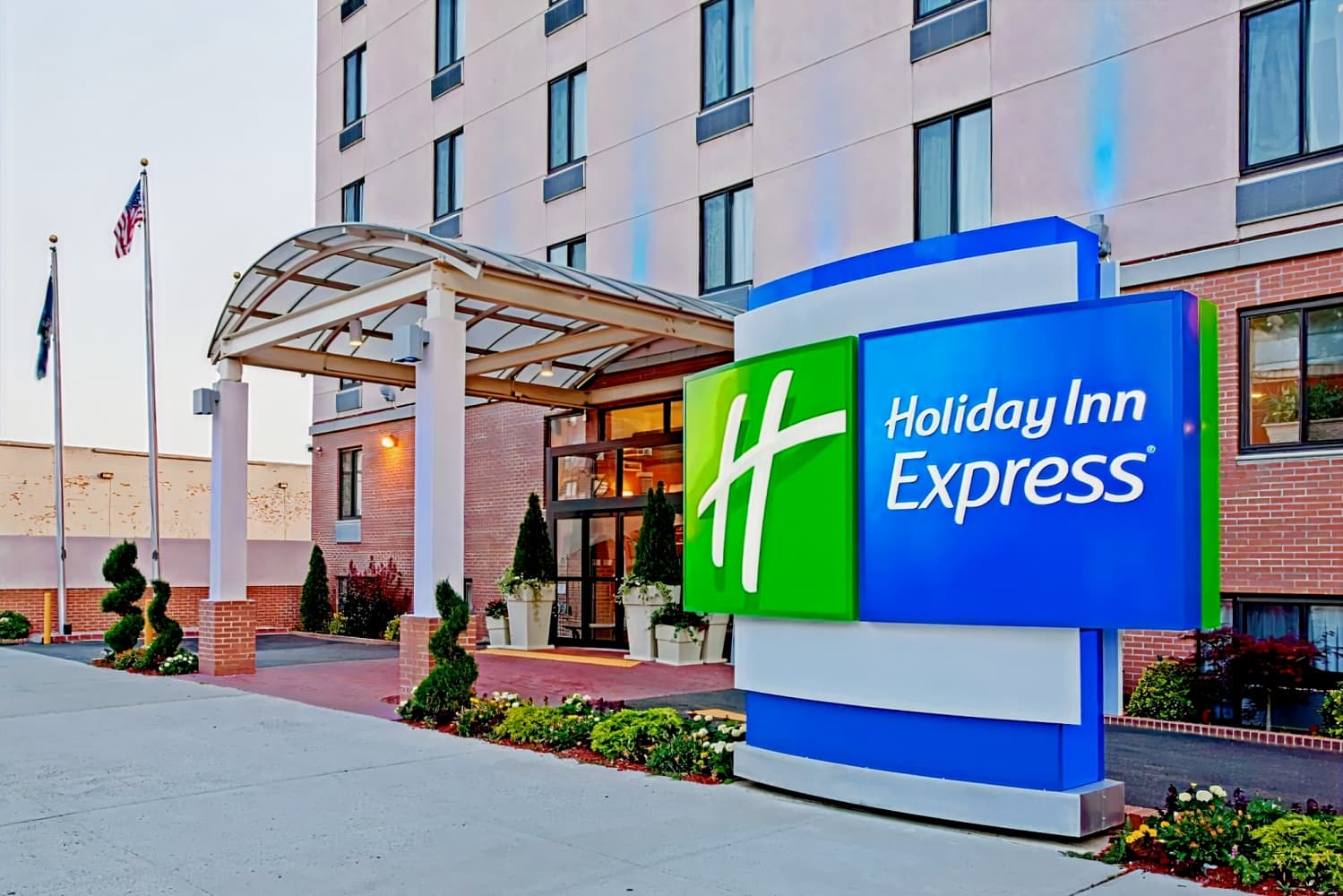 Holiday Inn Express New York-Brooklyn