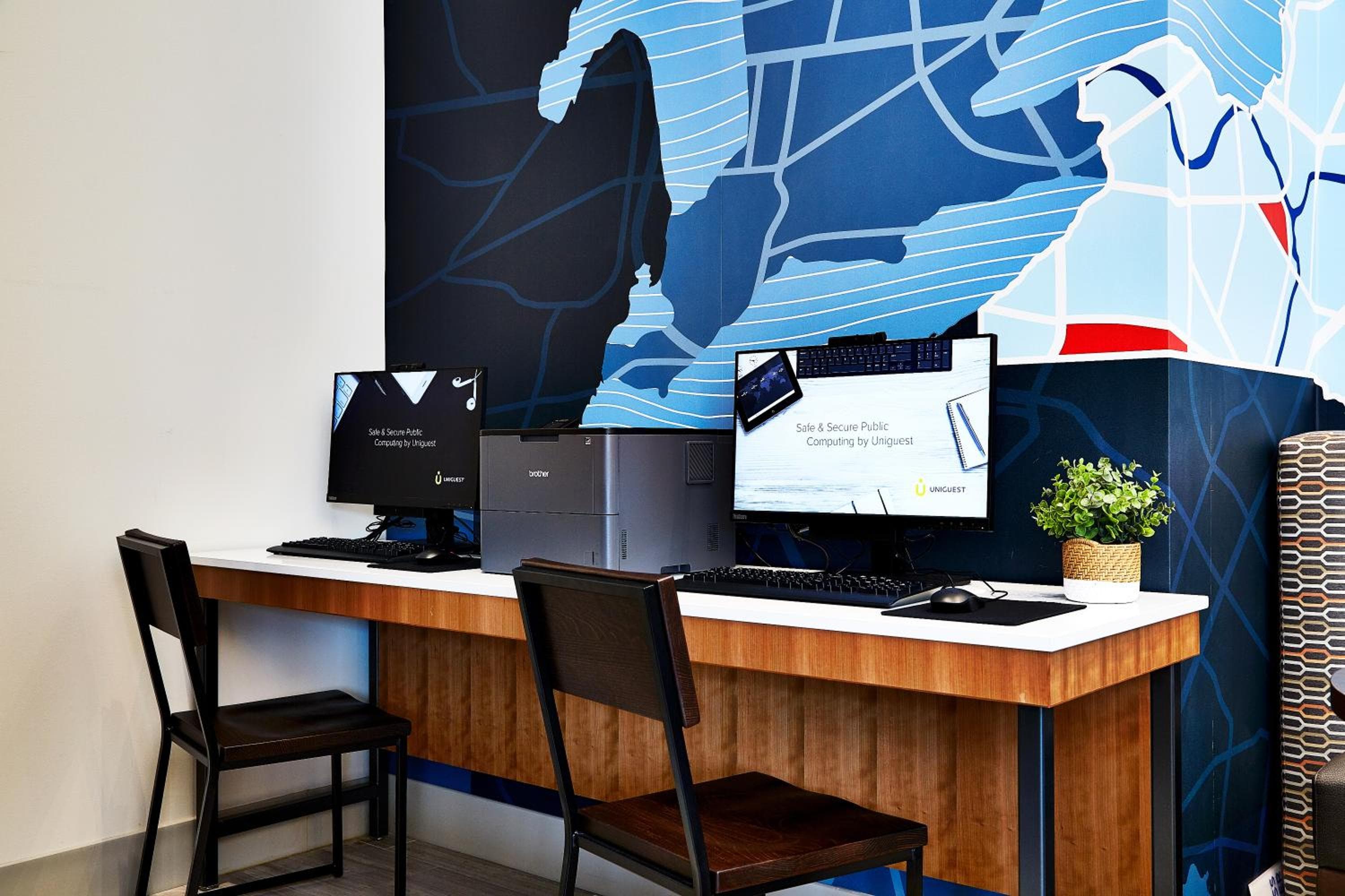 Holiday Inn Express Nyc Brooklyn - Sunset Park