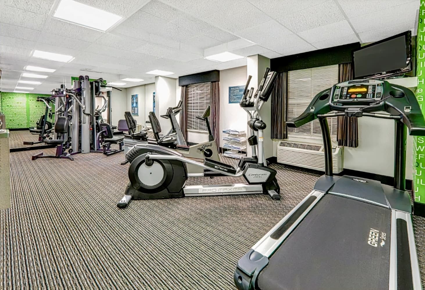 La Quinta Inn & Suites by Wyndham Dallas - Addison Galleria