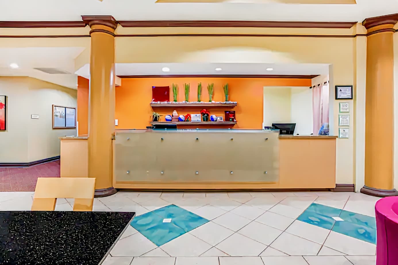 La Quinta Inn & Suites by Wyndham Univ Area Chapel Hill