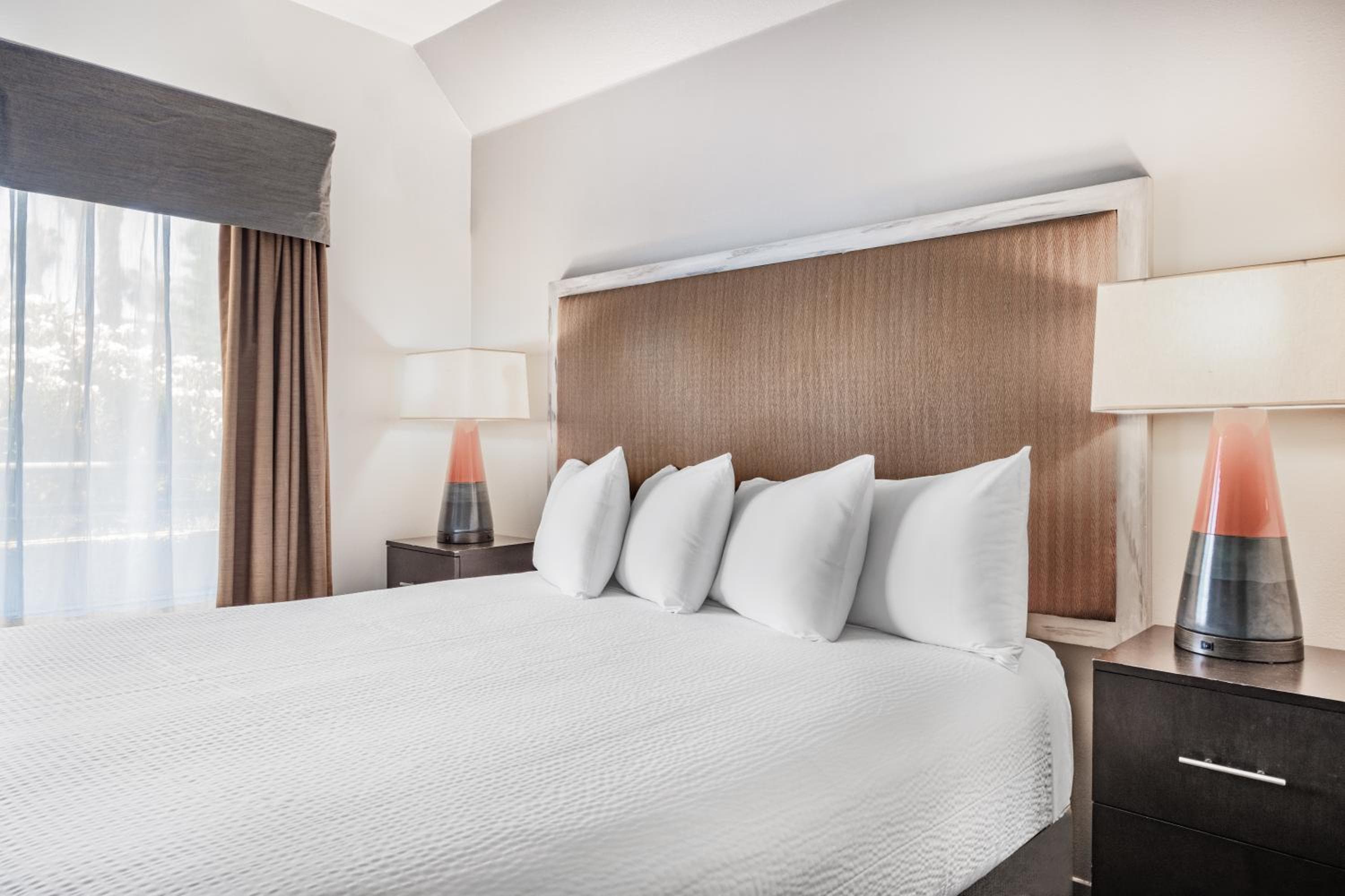 Ramada by Wyndham Bakersfield North