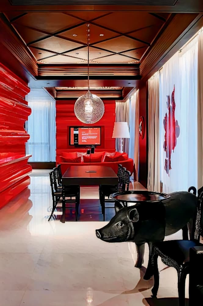 Mira Moon Hotel