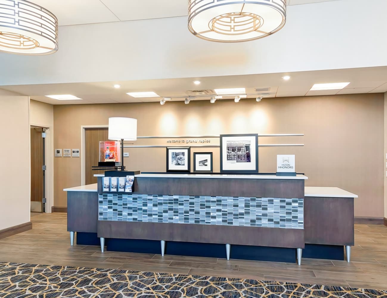 Hampton Inn & Suites Grand Rapids Downtown
