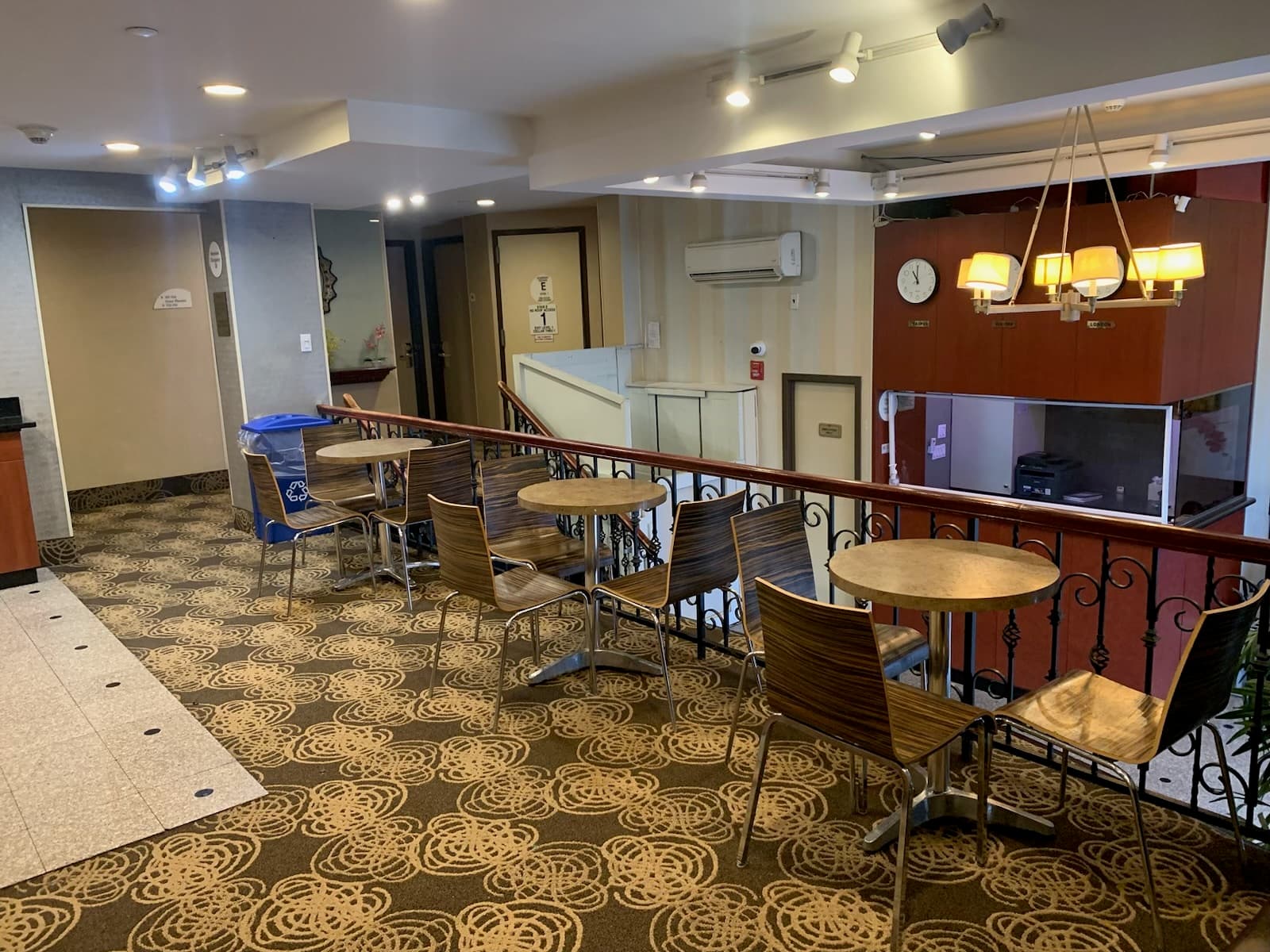 Sky Hotel Flushing/Laguardia Airport