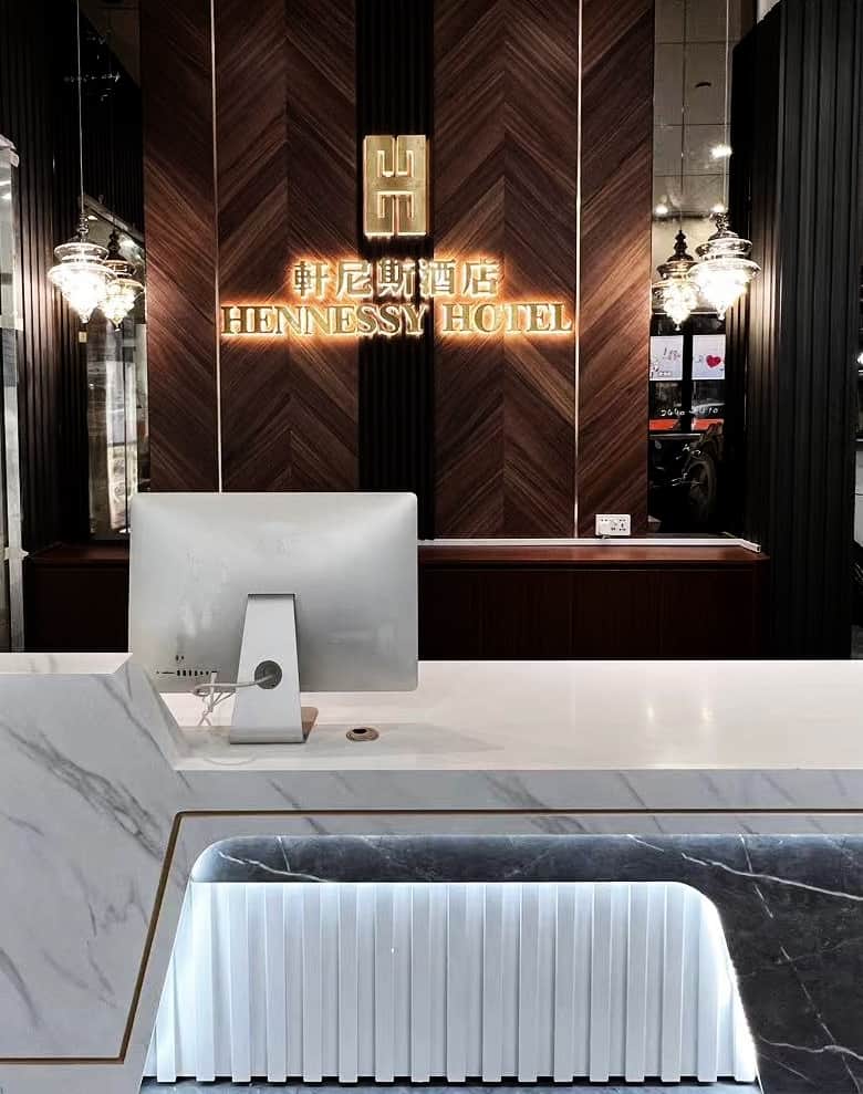 Hennessy Hotel