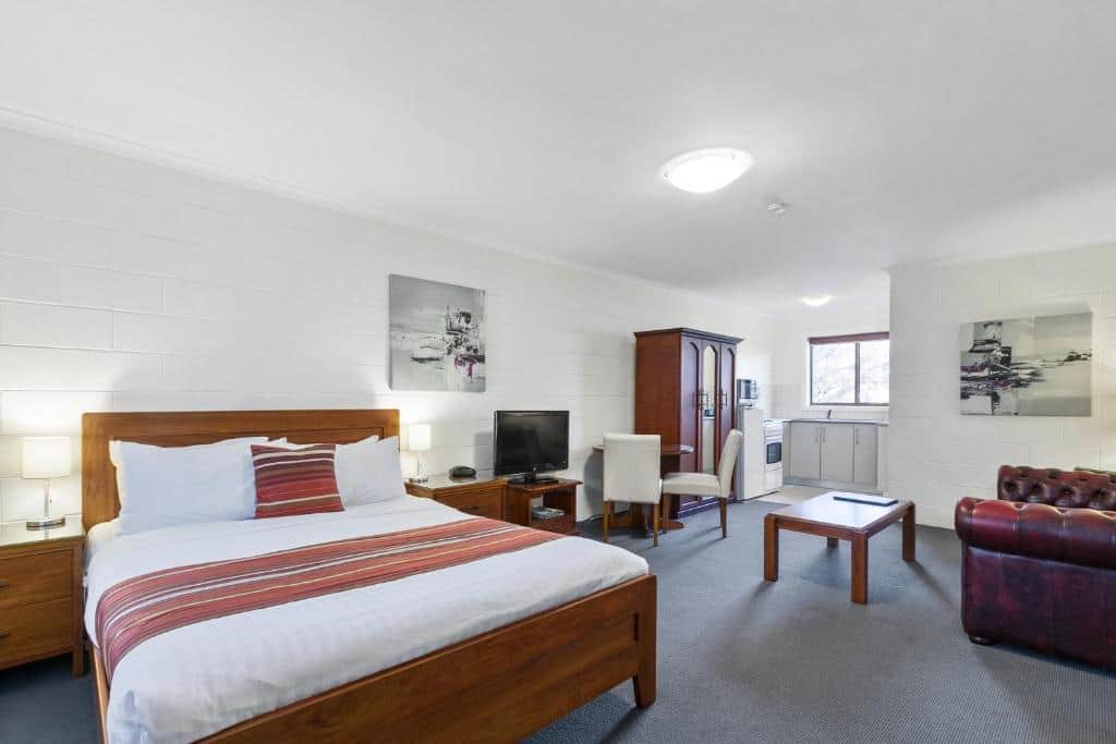 Grosvenor Court Apartments
