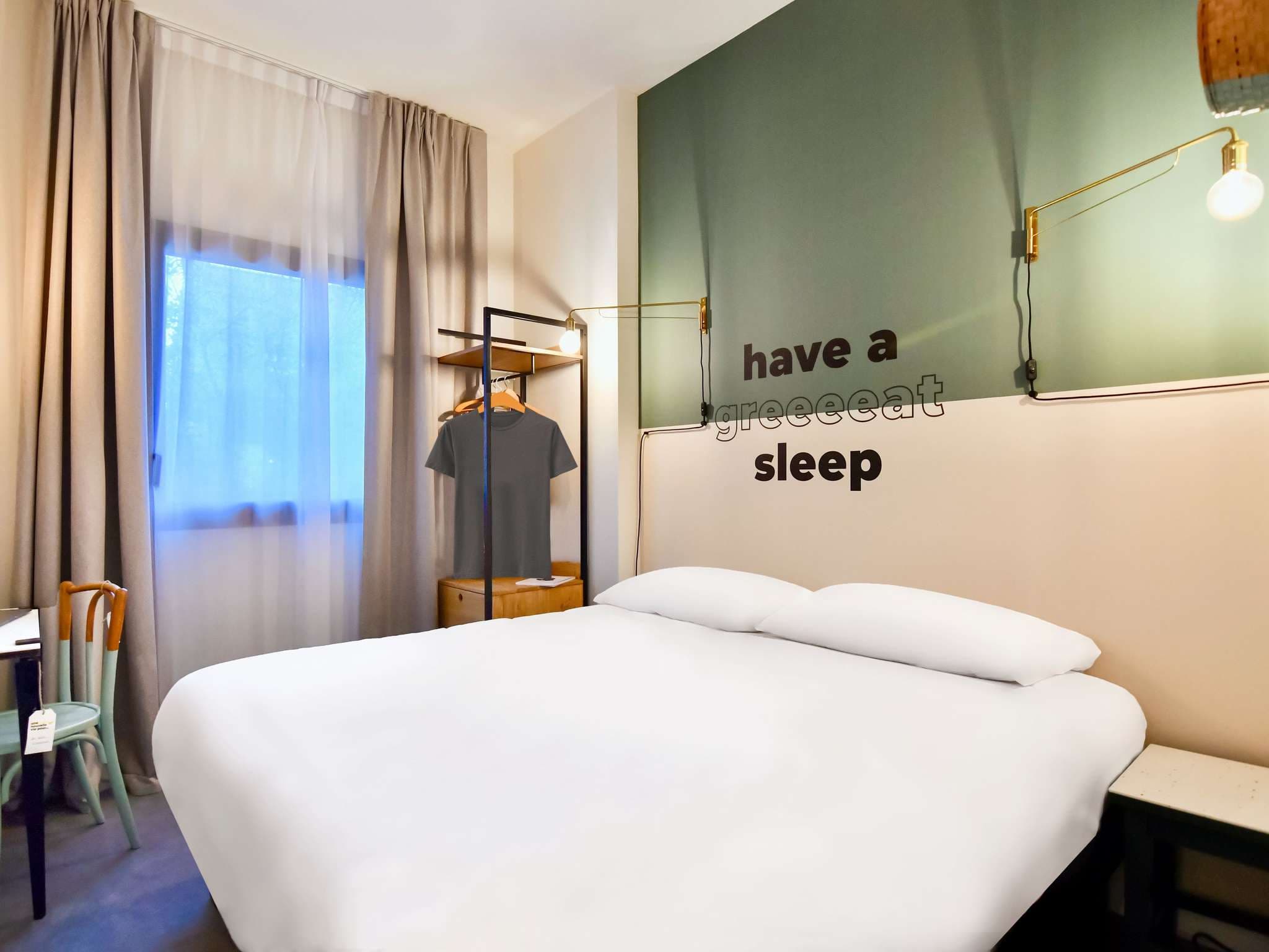 Greet Hotel Brest Aéroport