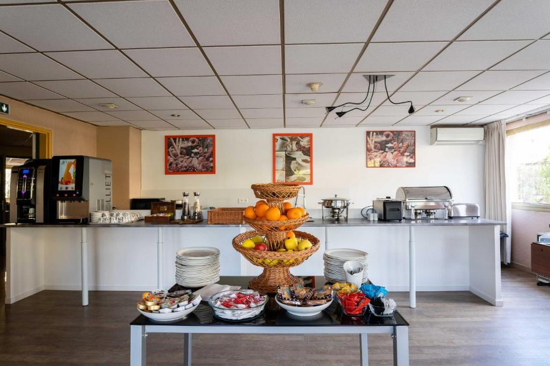 Adonis Cannes | Hôtel Thomas