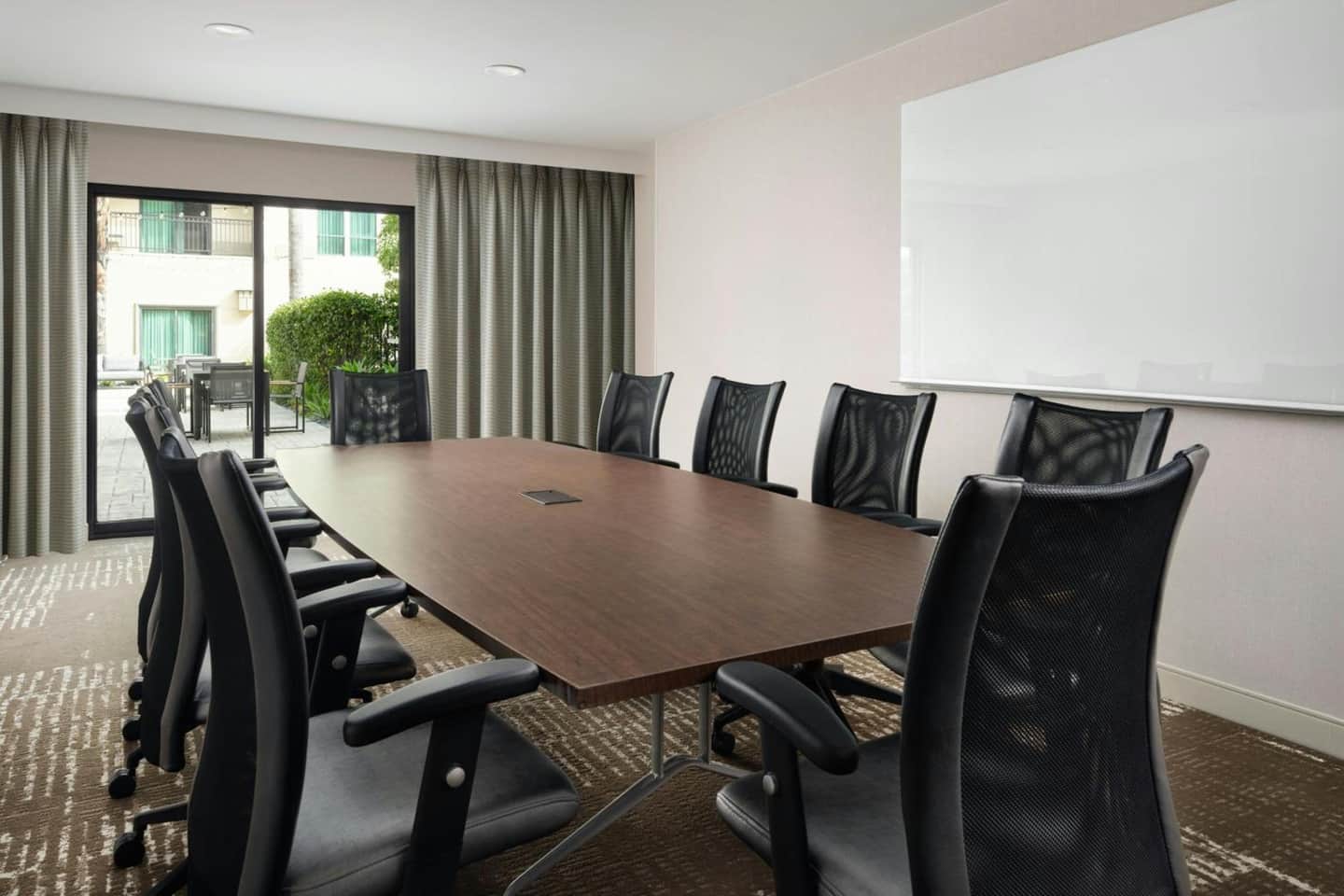 Courtyard by Marriott Los Angeles Pasadena/Old Town