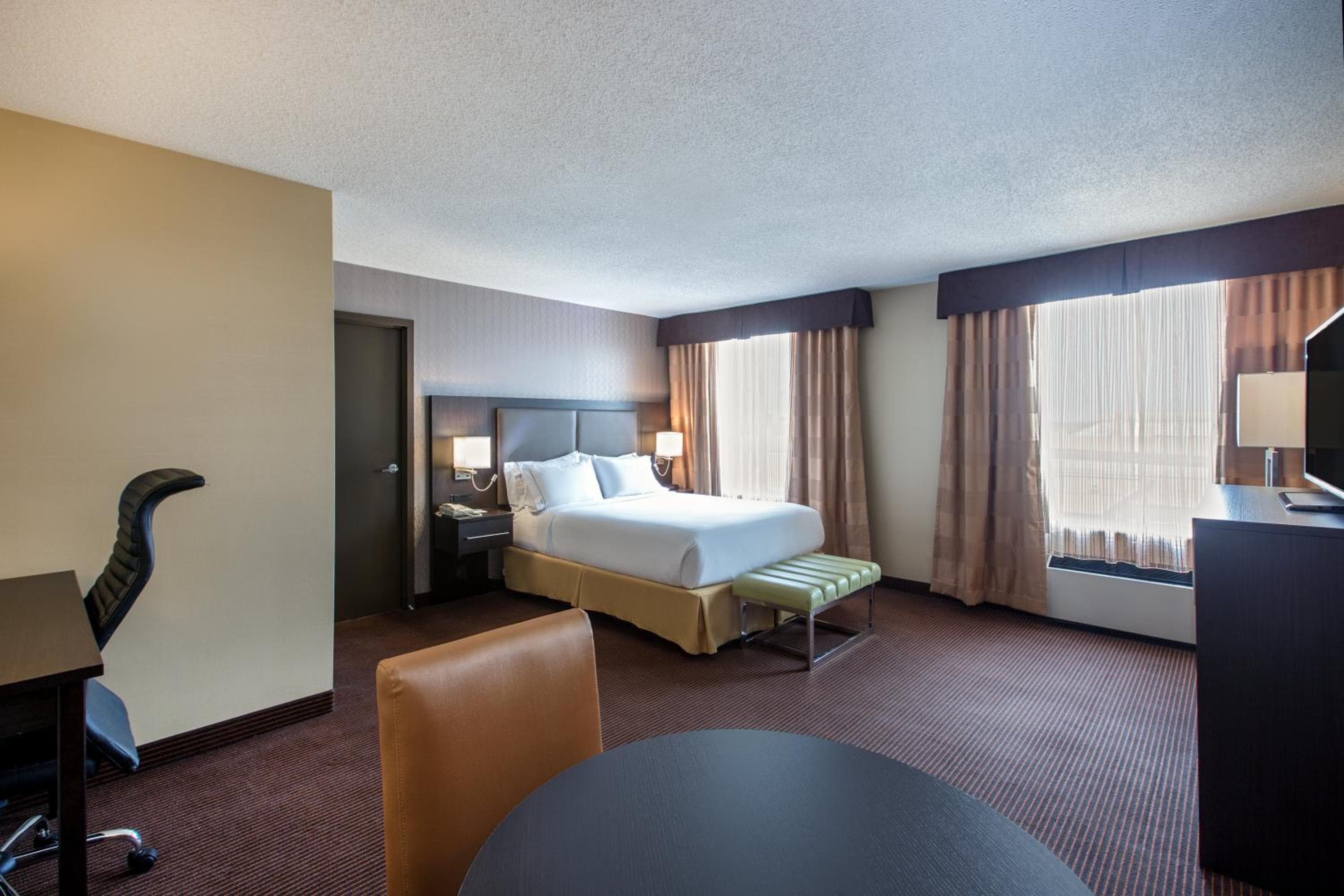 Quality Inn & Suites Downtown Regina