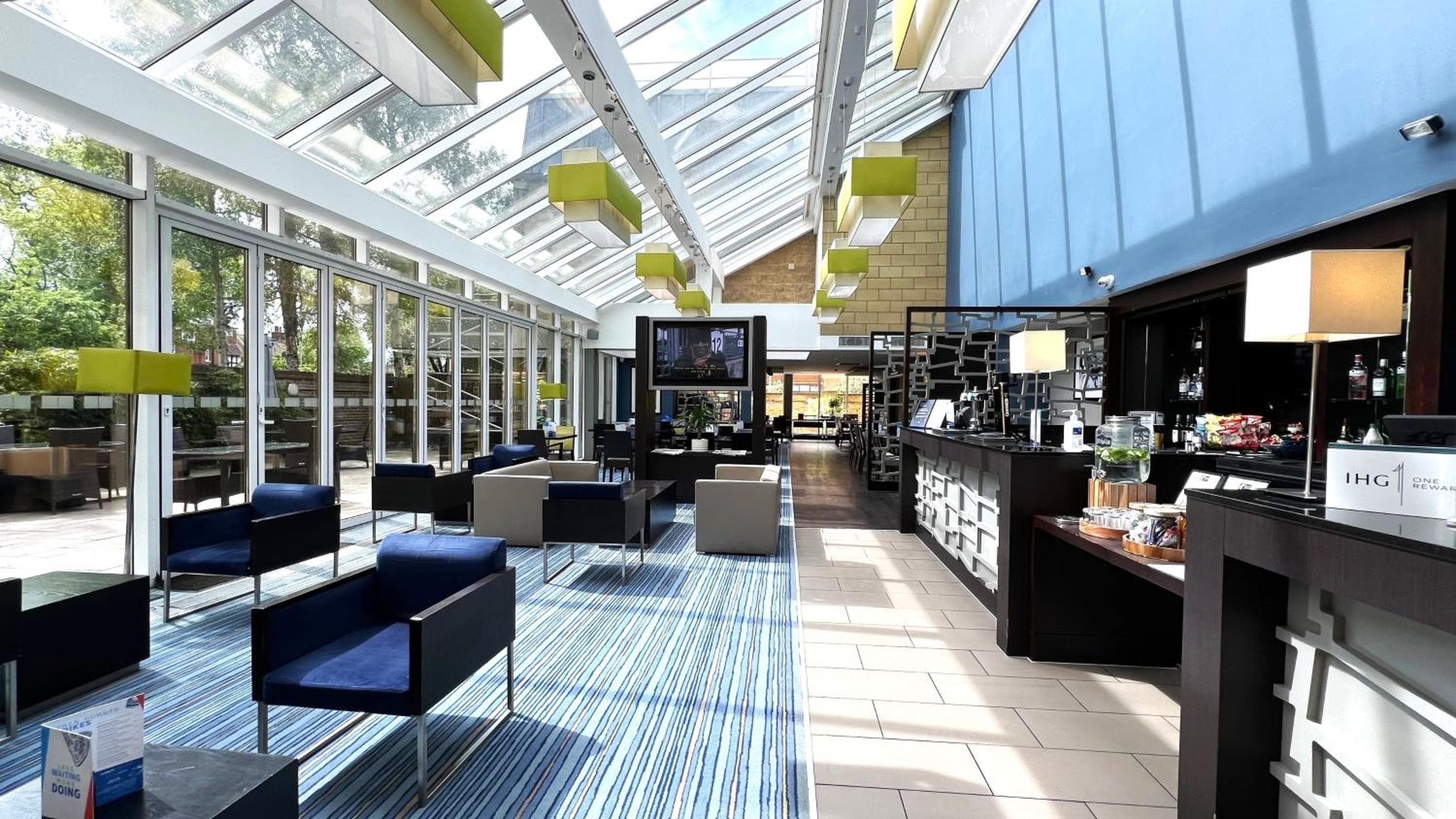 Holiday Inn Express - Windsor