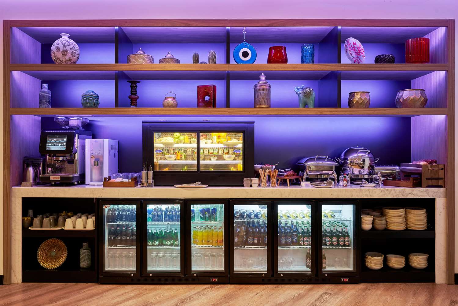 YOTELAIR Istanbul Airport, Duty free - International Transit area