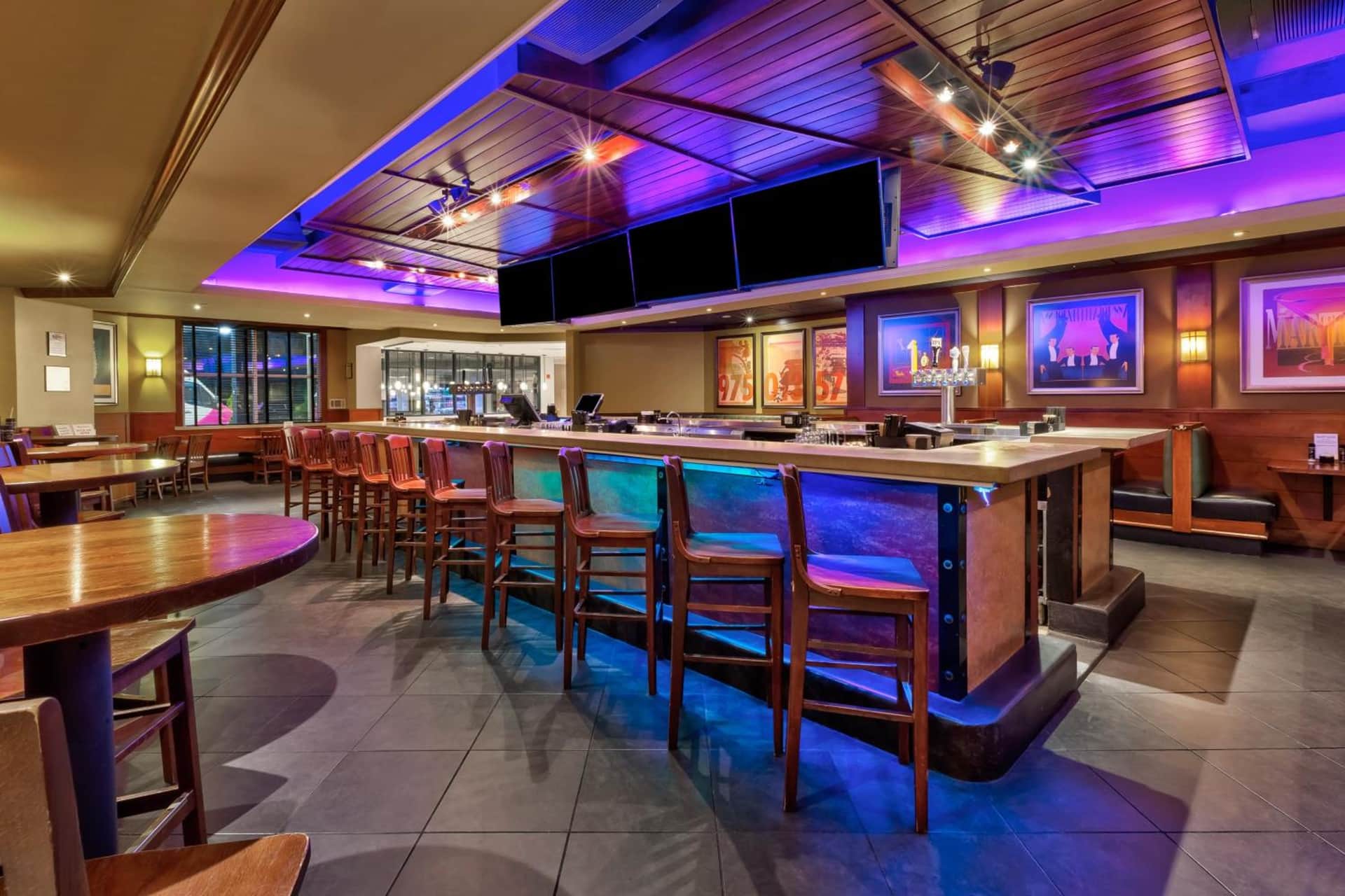 Crowne Plaza Dulles Airport by IHG
