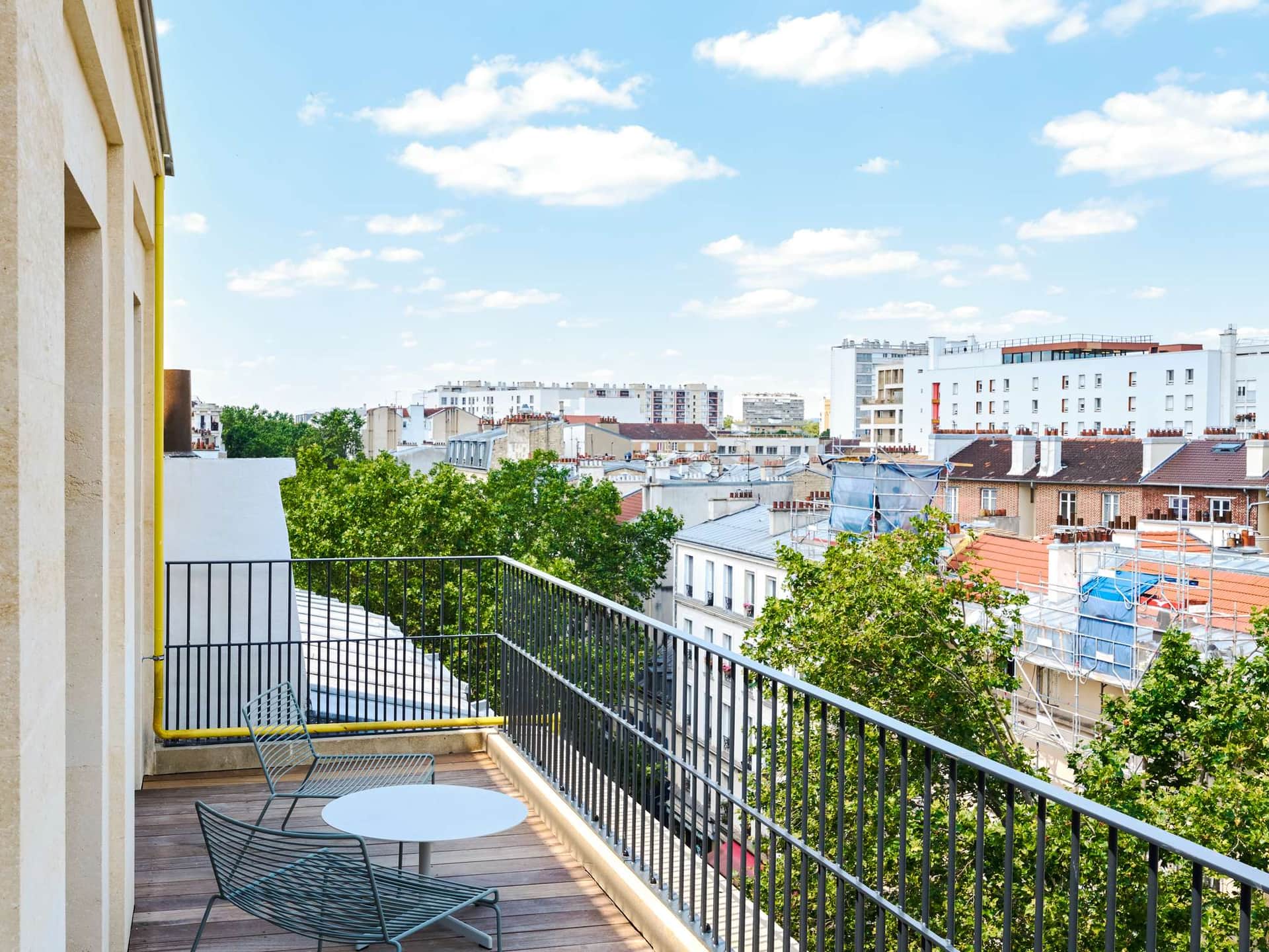 TRIBE Paris Clichy