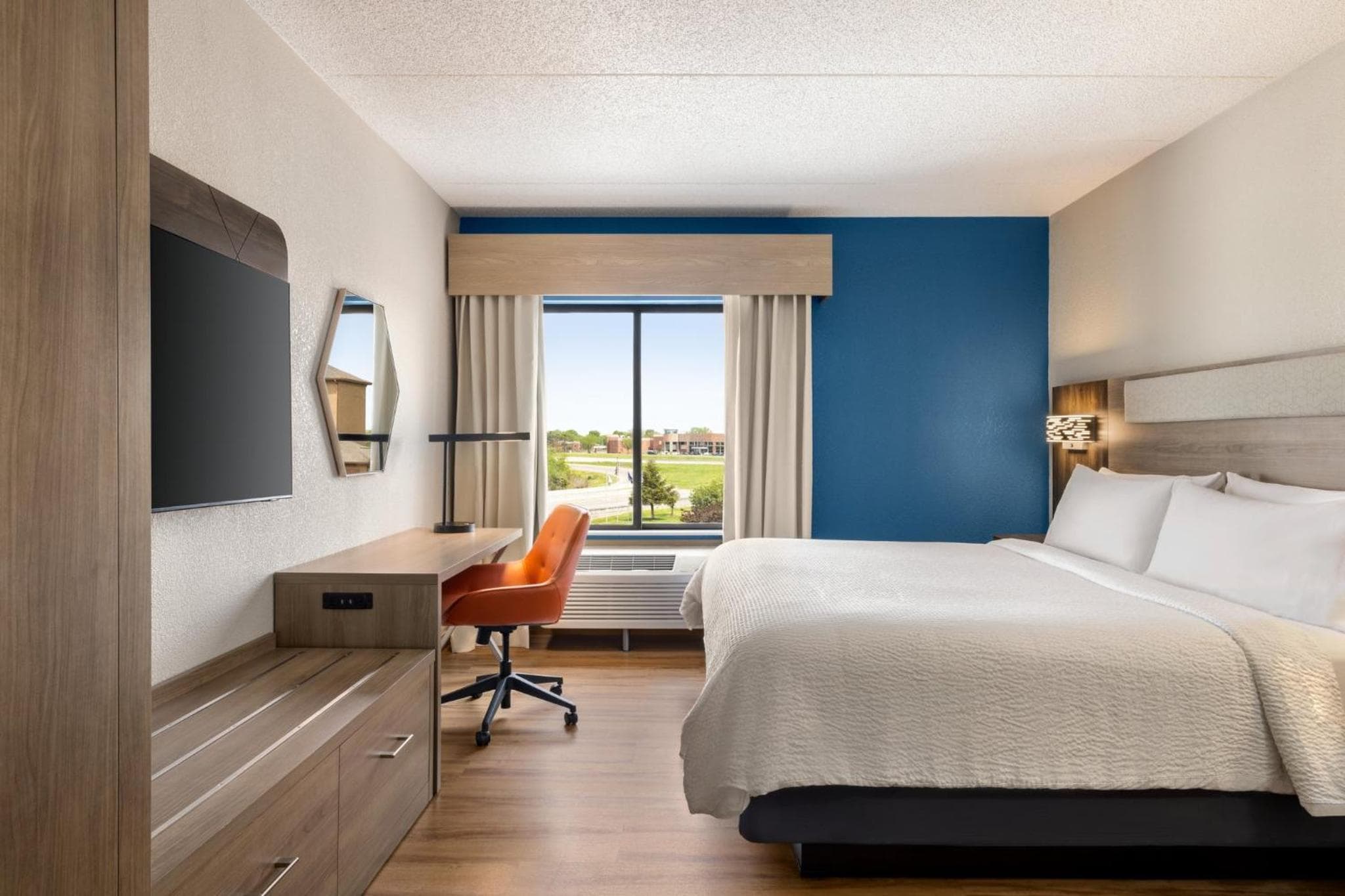 Holiday Inn Express Hotel & Suites Indianapolis W - Airport Area by IHG