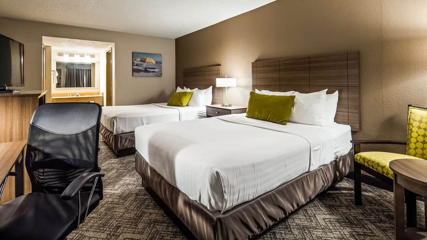 Best Western CENTER INN