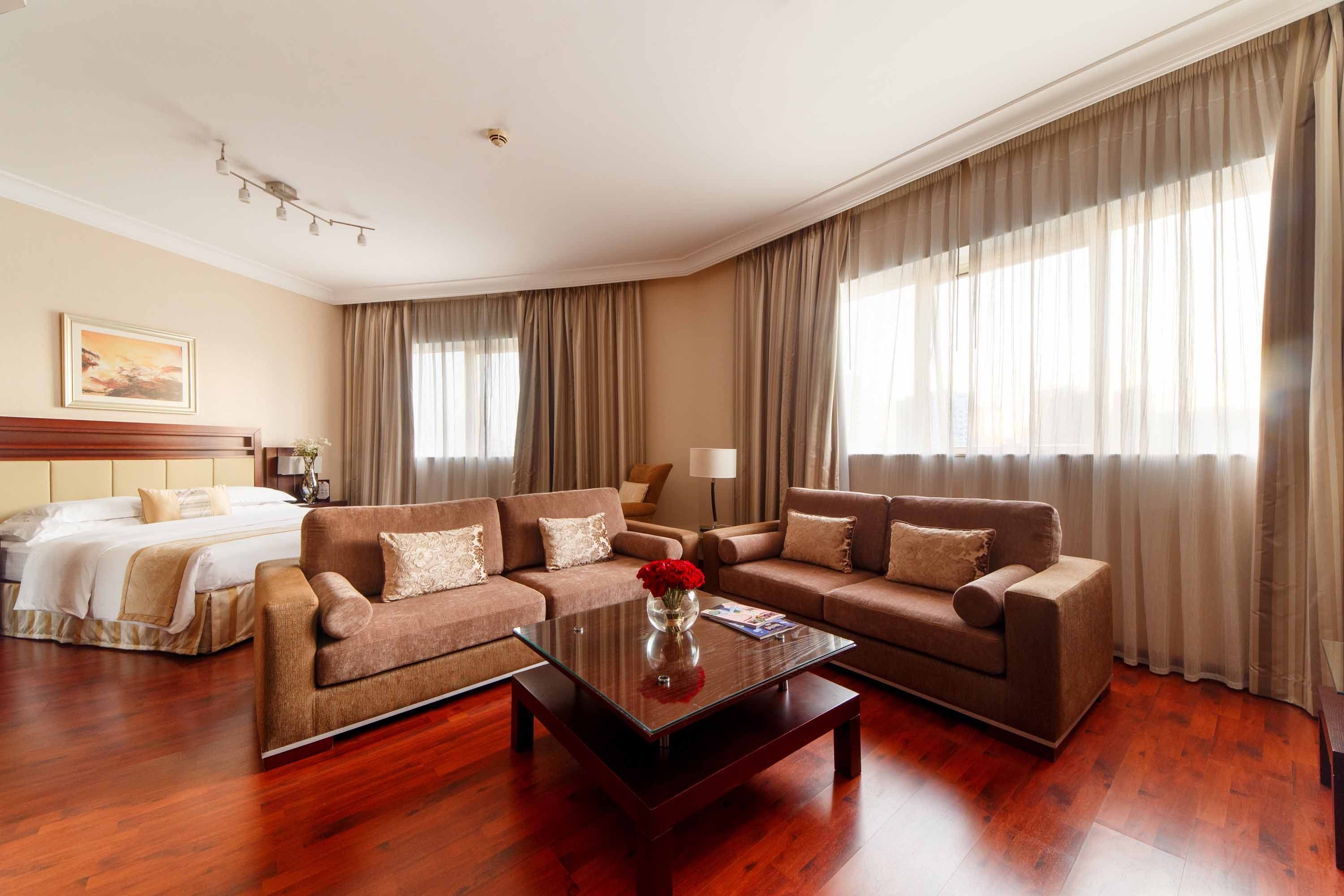 Grand Millennium Dubai Hotel