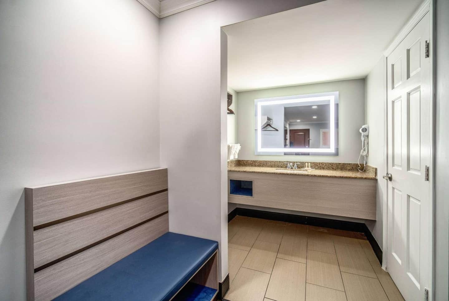 Travelodge Inn & Suites by Wyndham Bell Los Angeles Area